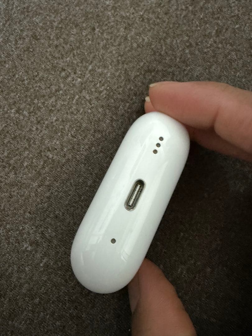 な*し様 Airpods pro 2