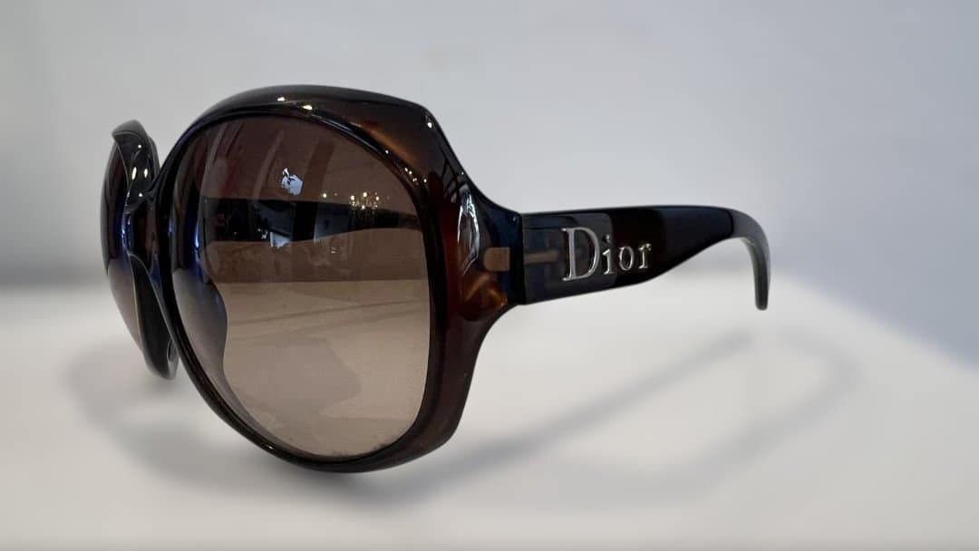 Dior ロゴサングラス クリスチャン ディオール ブラウン グロッシー1