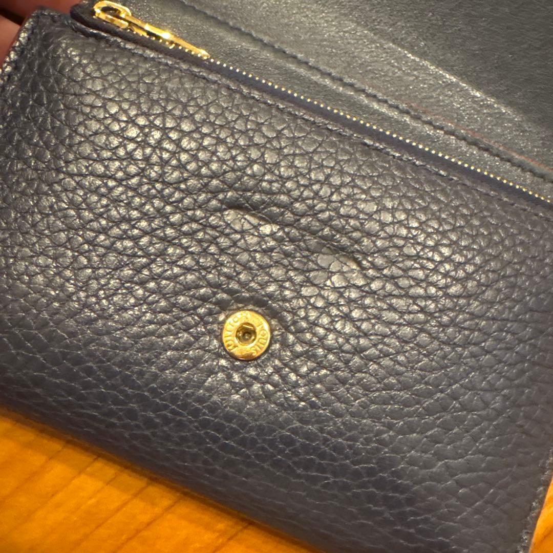 LOUIS VUITTON ポルトフォイユ・カプシーヌ コンパクト
