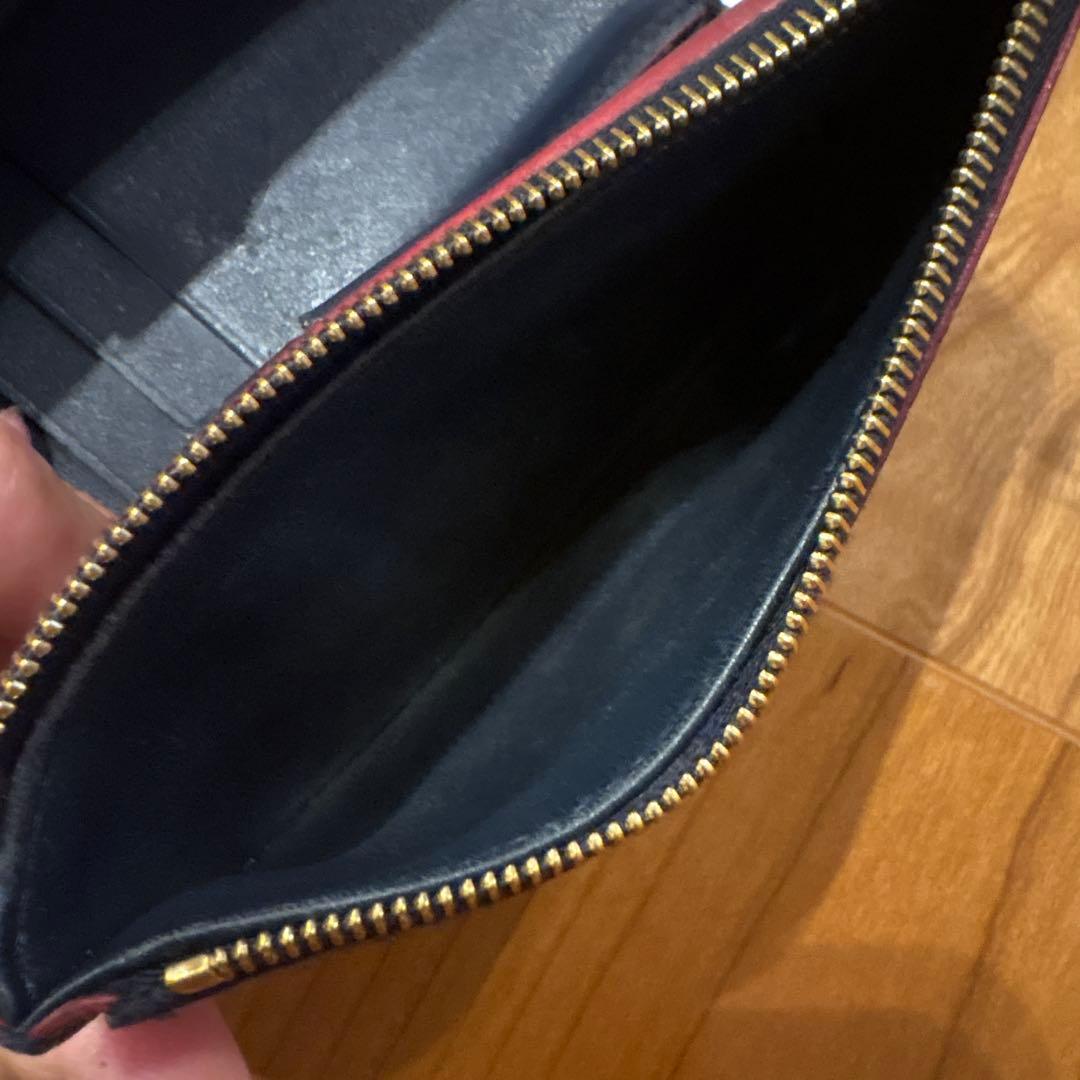 LOUIS VUITTON ポルトフォイユ・カプシーヌ コンパクト
