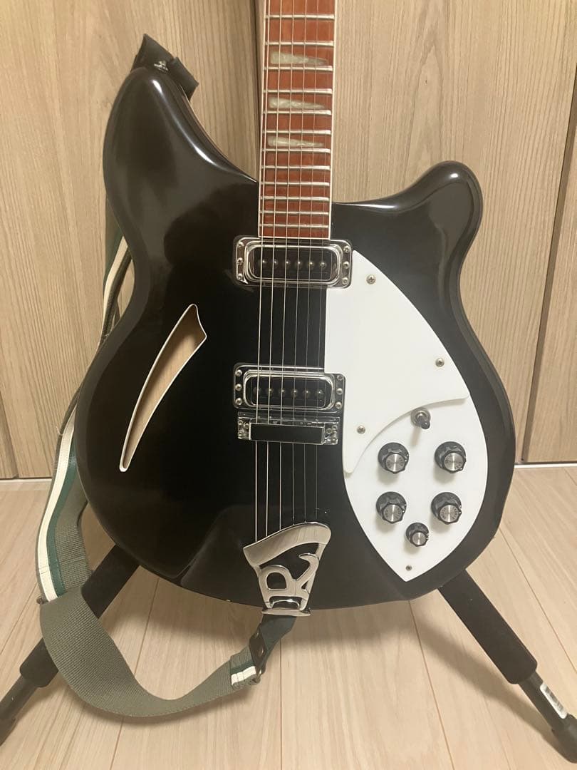 Rickenbacker 360 ブラックエレキギター
