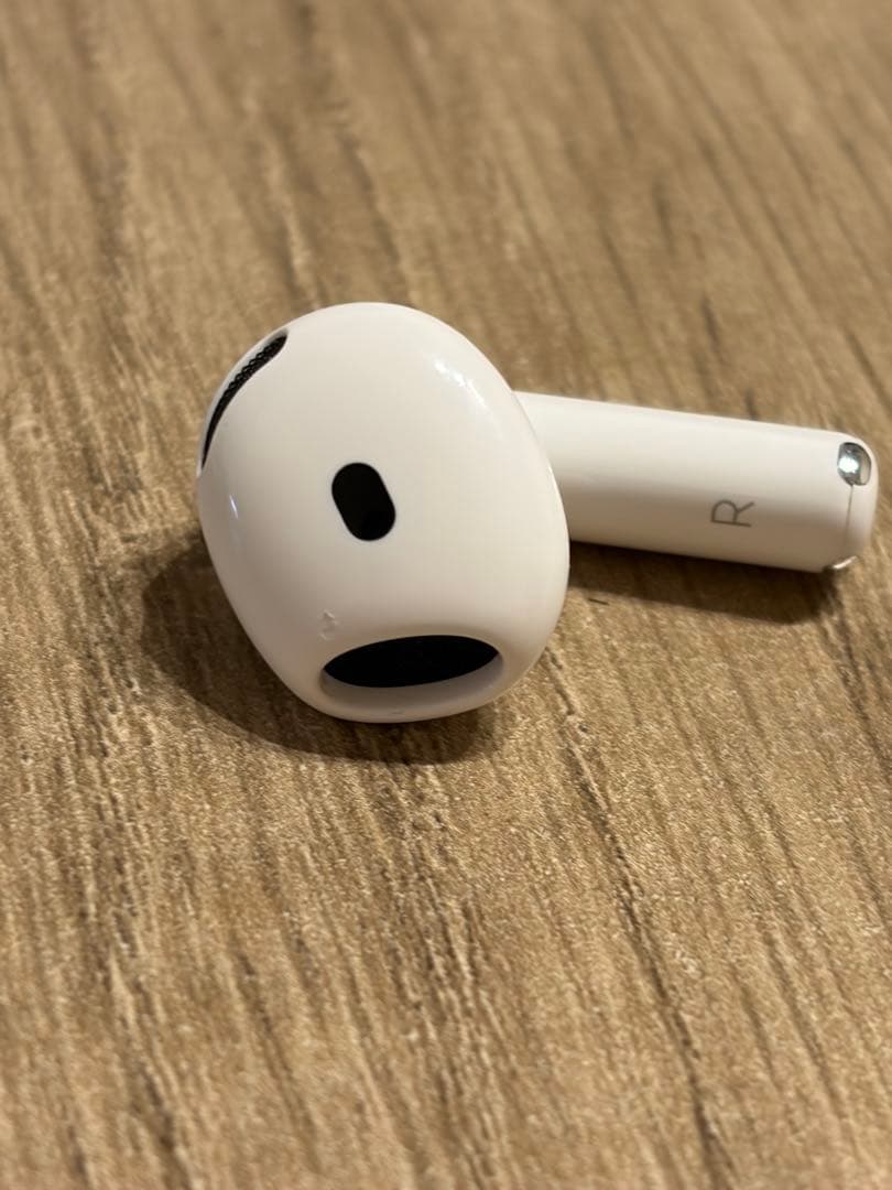 動作確認済　美品　AirPods4本体 アクティブノイズキャンセル　Apple