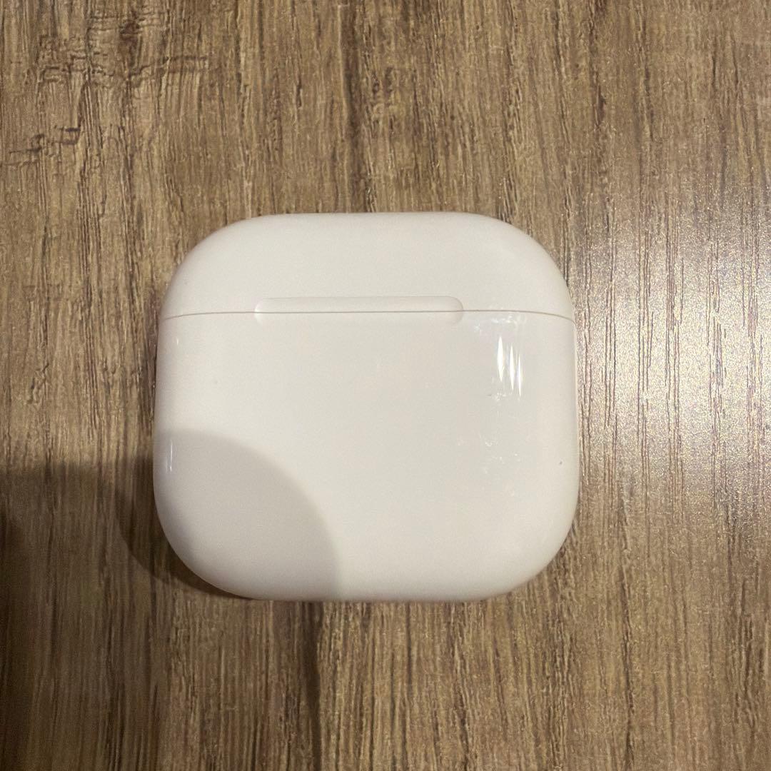 動作確認済　美品　AirPods4本体 アクティブノイズキャンセル　Apple
