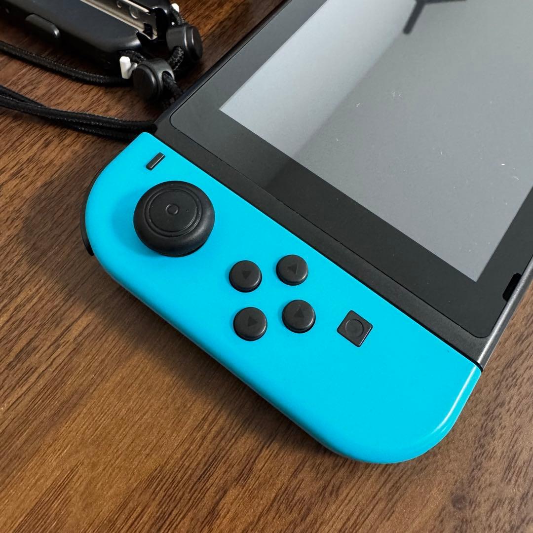 Nintendo Switch 本体 青/赤 付属品付き