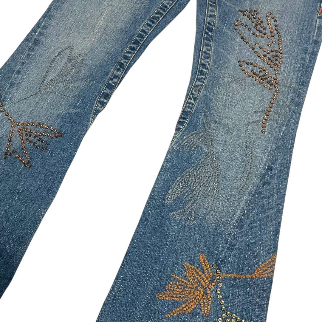 TRUE RELIGION /フレアデニムパンツ デコ仕様 W26 c088