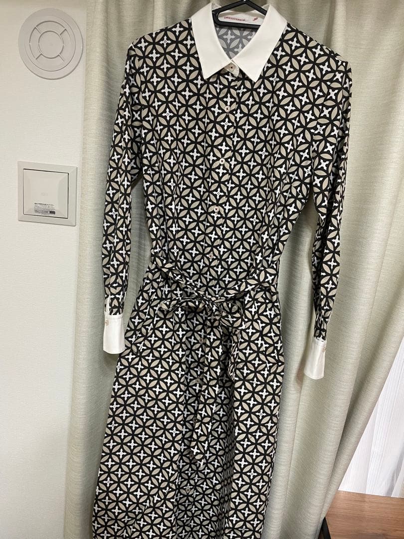DRESSTERIOR【洗える】オーバーラップサークルプリントワンピース