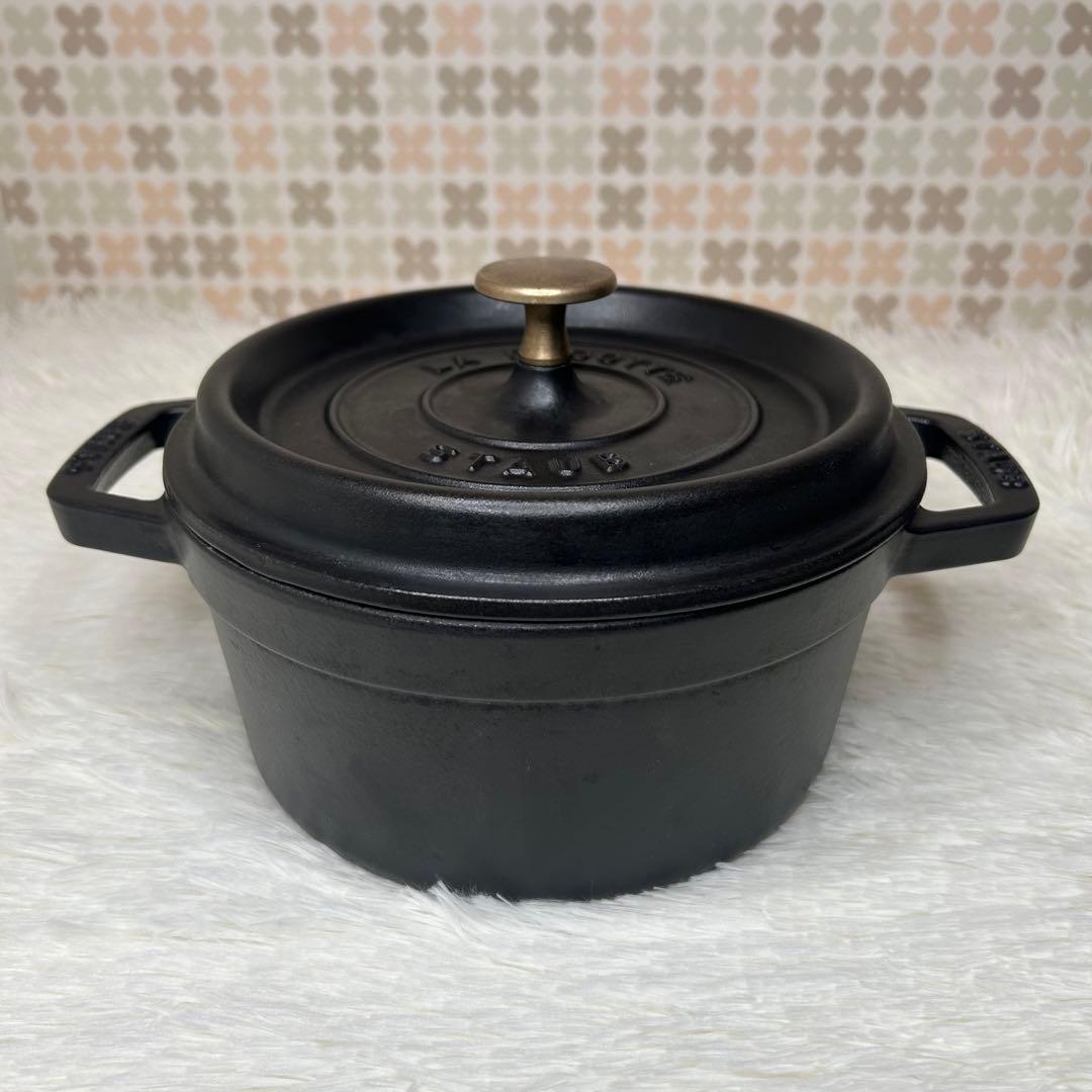 【美品】STAUB ストウブ ピコ・ココット ラウンド 20cm ブラック