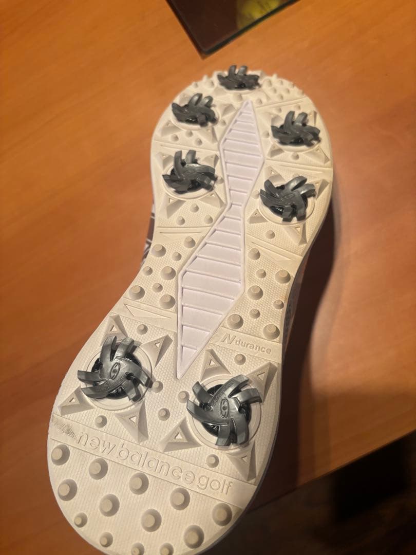 New Balance REVlite シルバー ゴルフシューズ♡♡値下げ