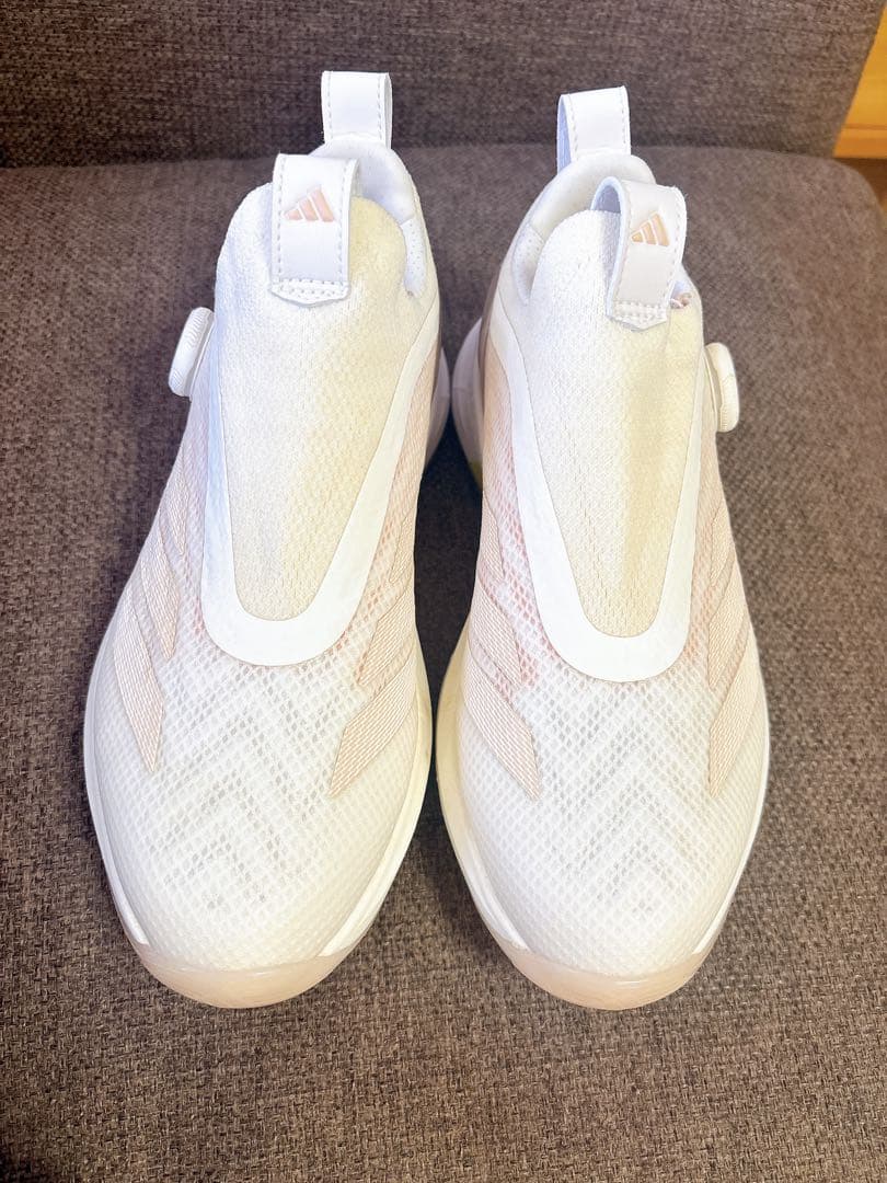 美品♡adidasアディダス 2025年モデル23.5㎝ adizero ゴルフ