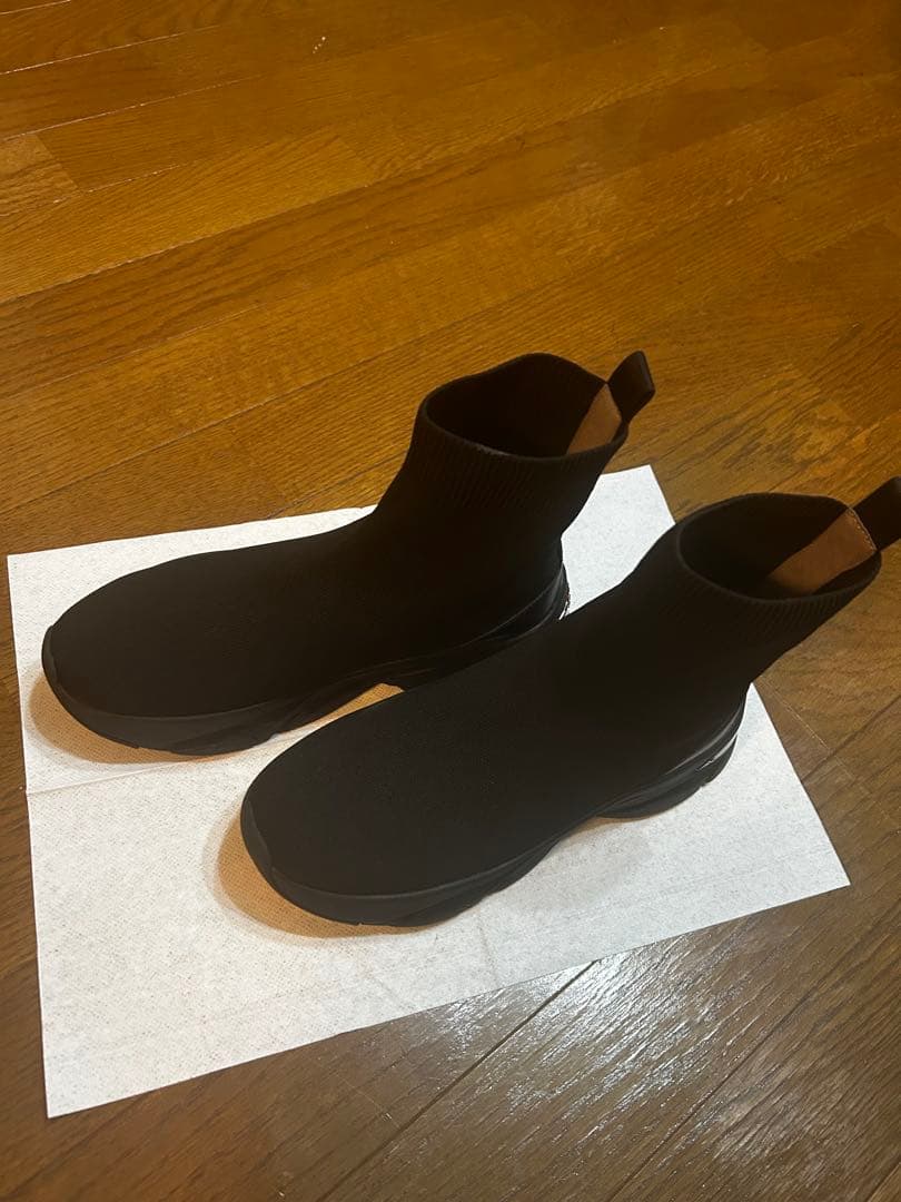 黒 ニット スリッポンブーツ
