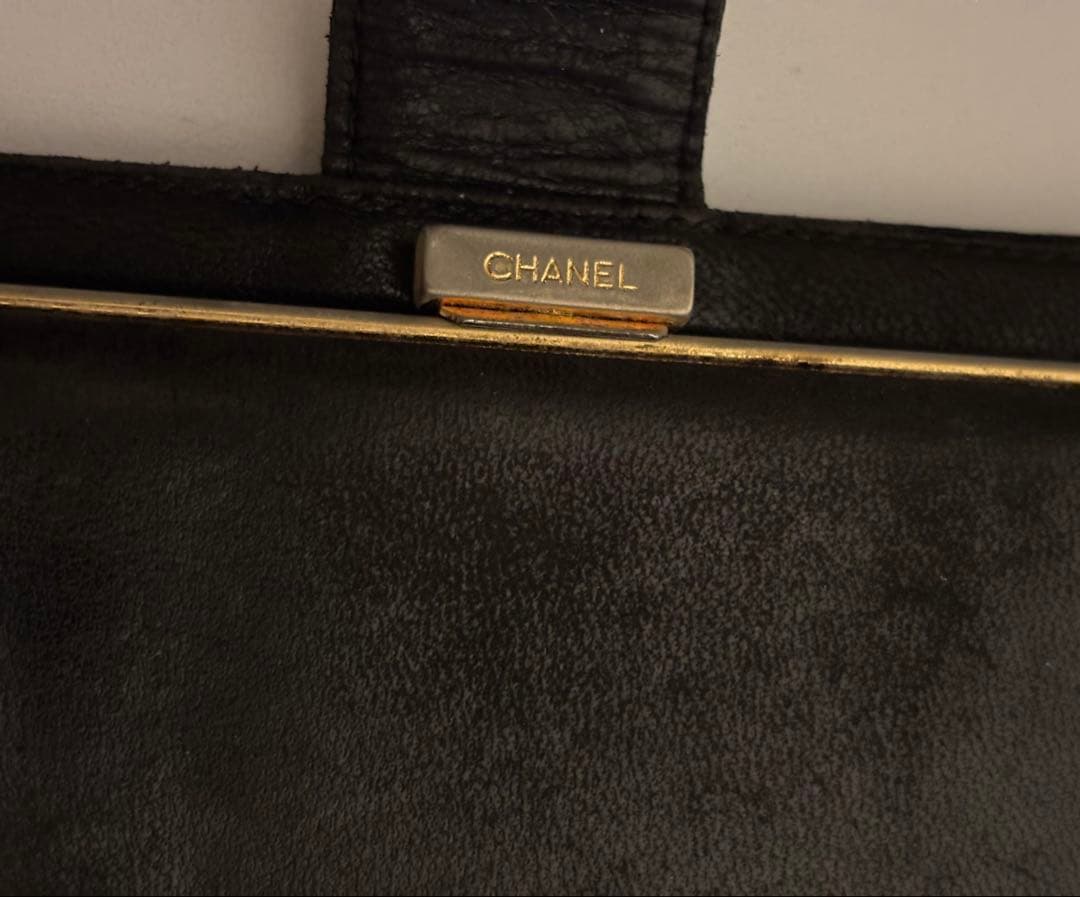 CHANEL シャネル　財布　折り財布　ブラックレザー