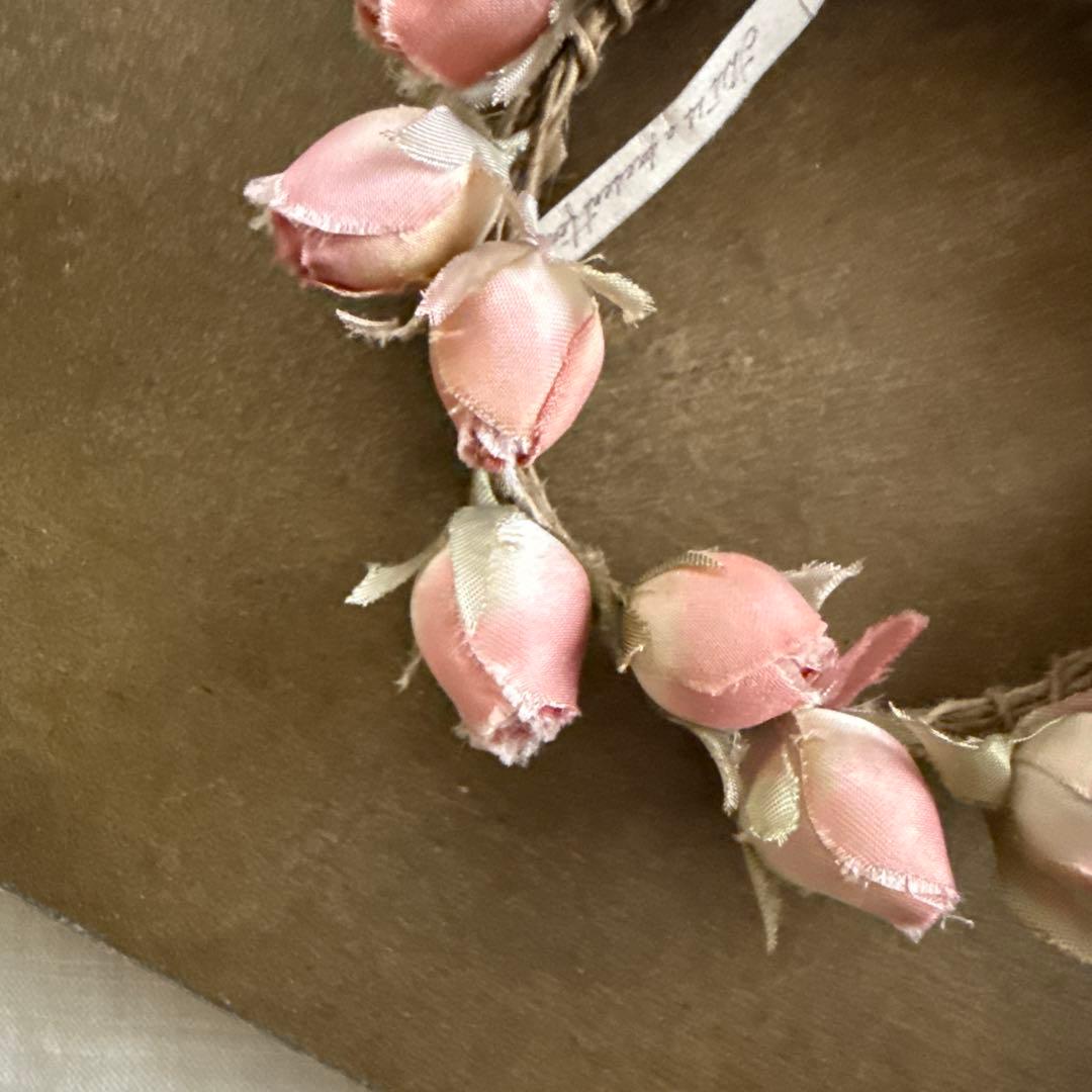 作家　染花布花　薔薇の蕾の小さなリース　フランスアンティークなどお好きな方にも！