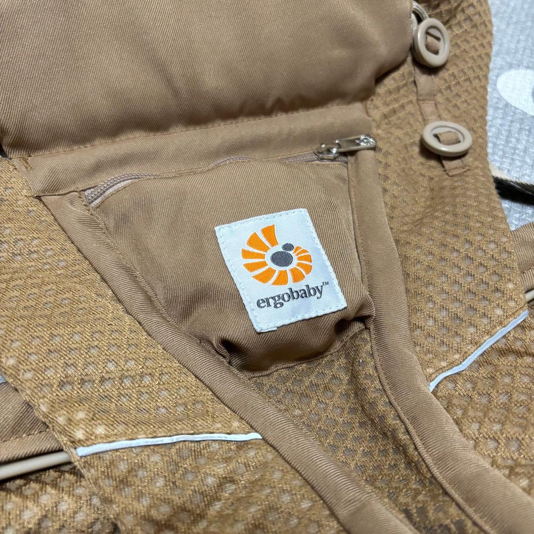 エルゴ　抱っこ紐　オムニブリーズ Ergobaby OMNI breeze