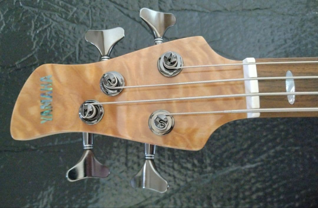 YAMAHA TRB1004J エレキベース