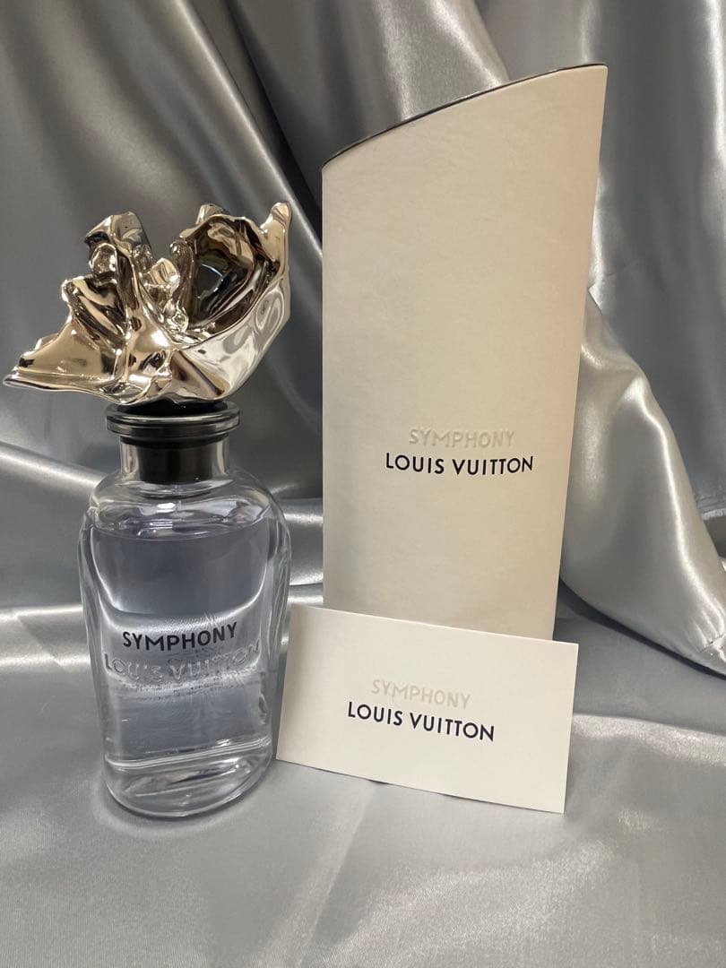 Louis Vuitton Symphony 香水 100ml ギフトボックス付