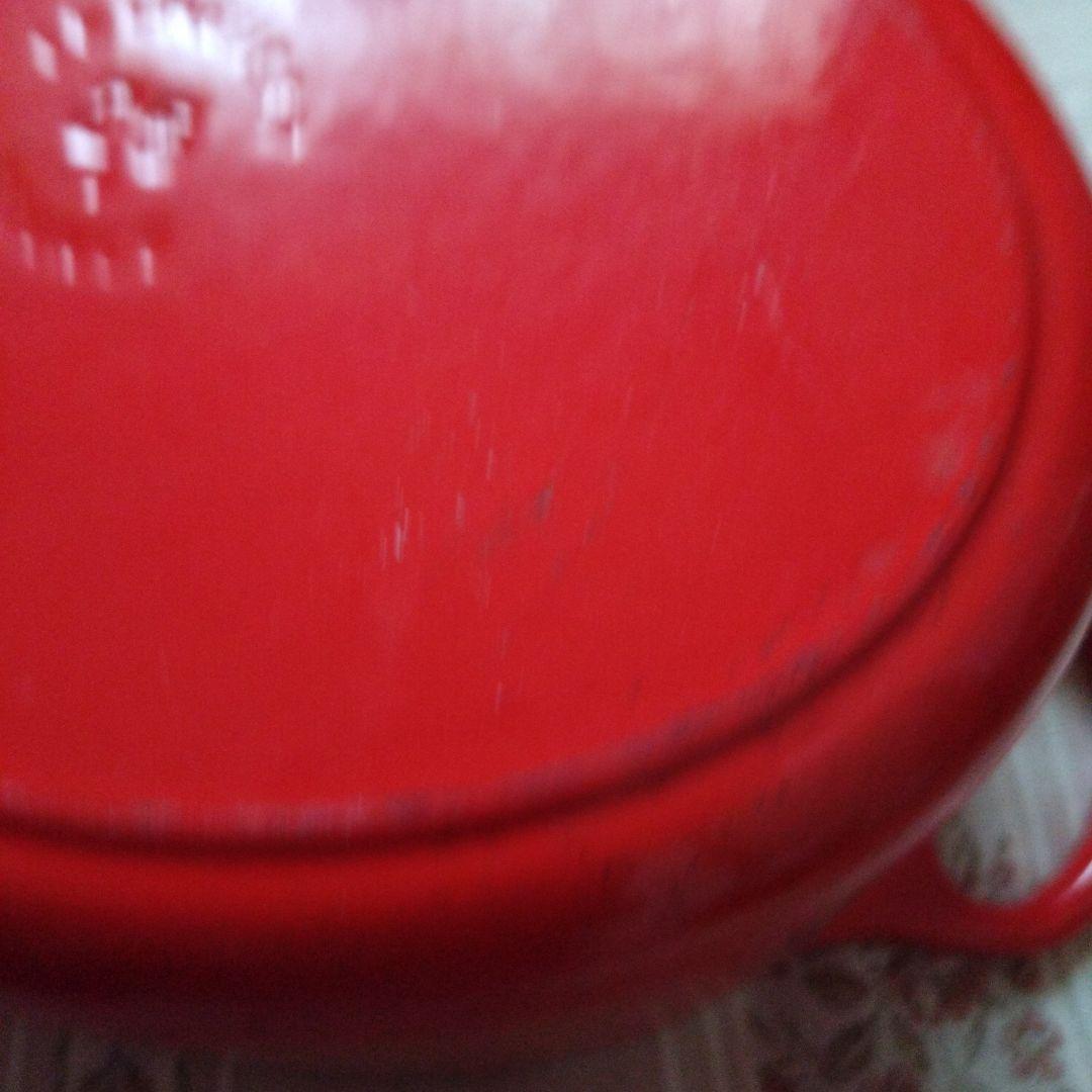LE CREUSET 両手鍋 レッド 約25cm中古、なかなか無いです。