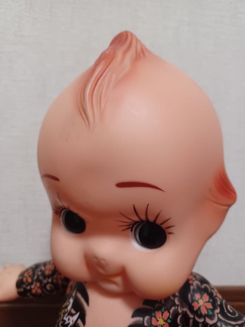 彫り刺青キュウピー　ソフビ人形