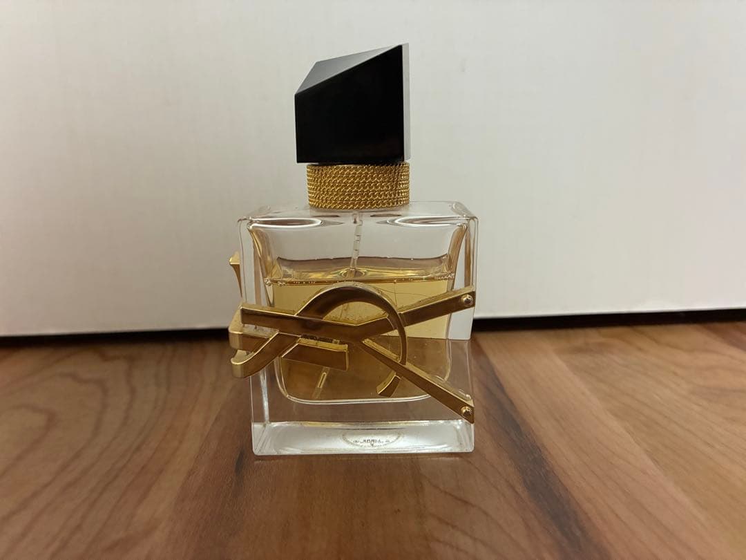 イヴサンローラン　リブレ　オーデパルファム　30ml