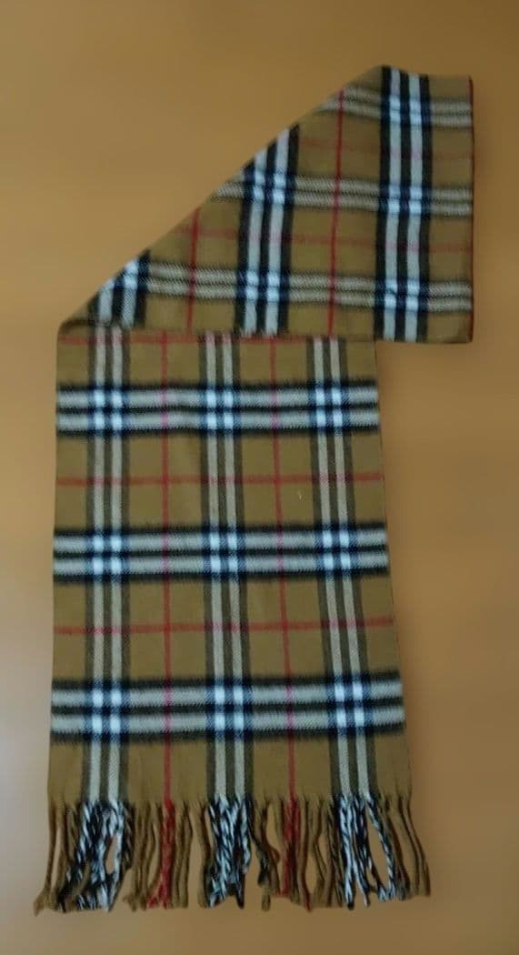 タ*︎様 【美品】✨✨Burberry ノバチェック柄マフラーララムウール100