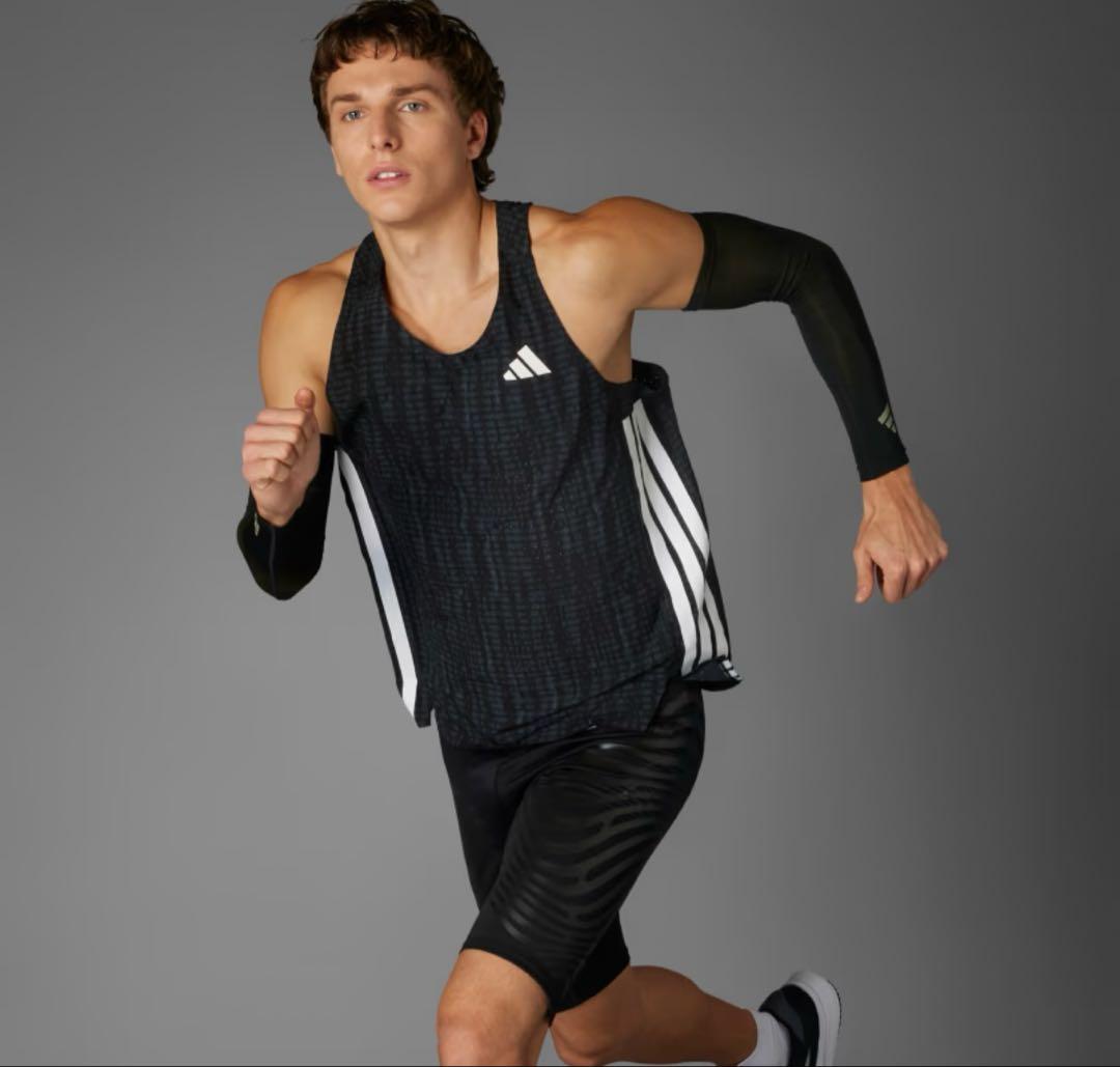 ス*ー様 ADIZEROランニングシングレット