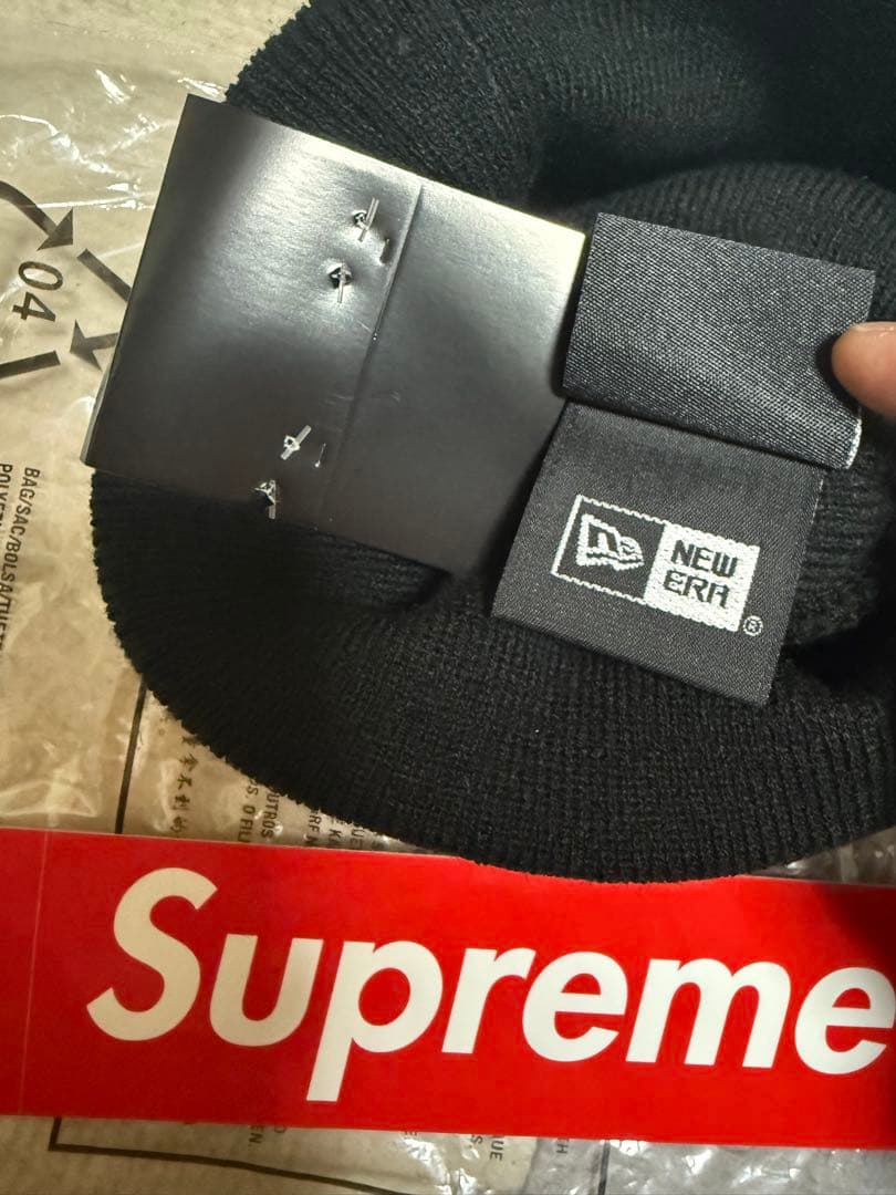 Supreme New Era® Box Logo Beanie \"Black\"