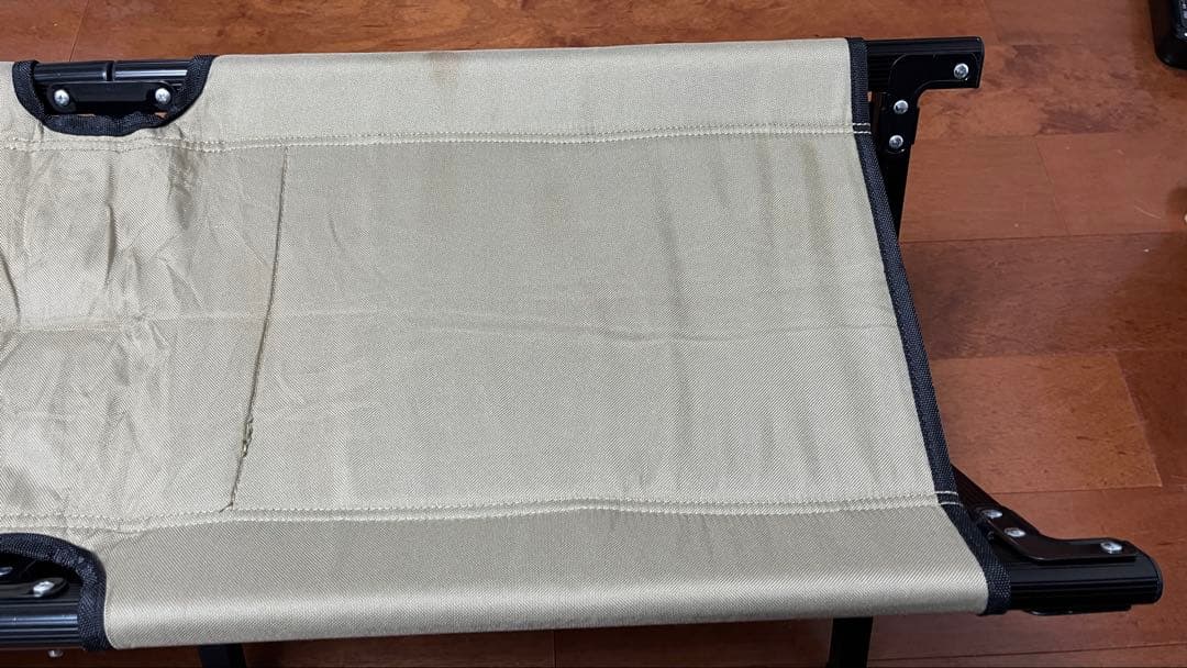 【最終価格】DOD 座面ロゴ入り アウトドア ストレージベンチ カーキ