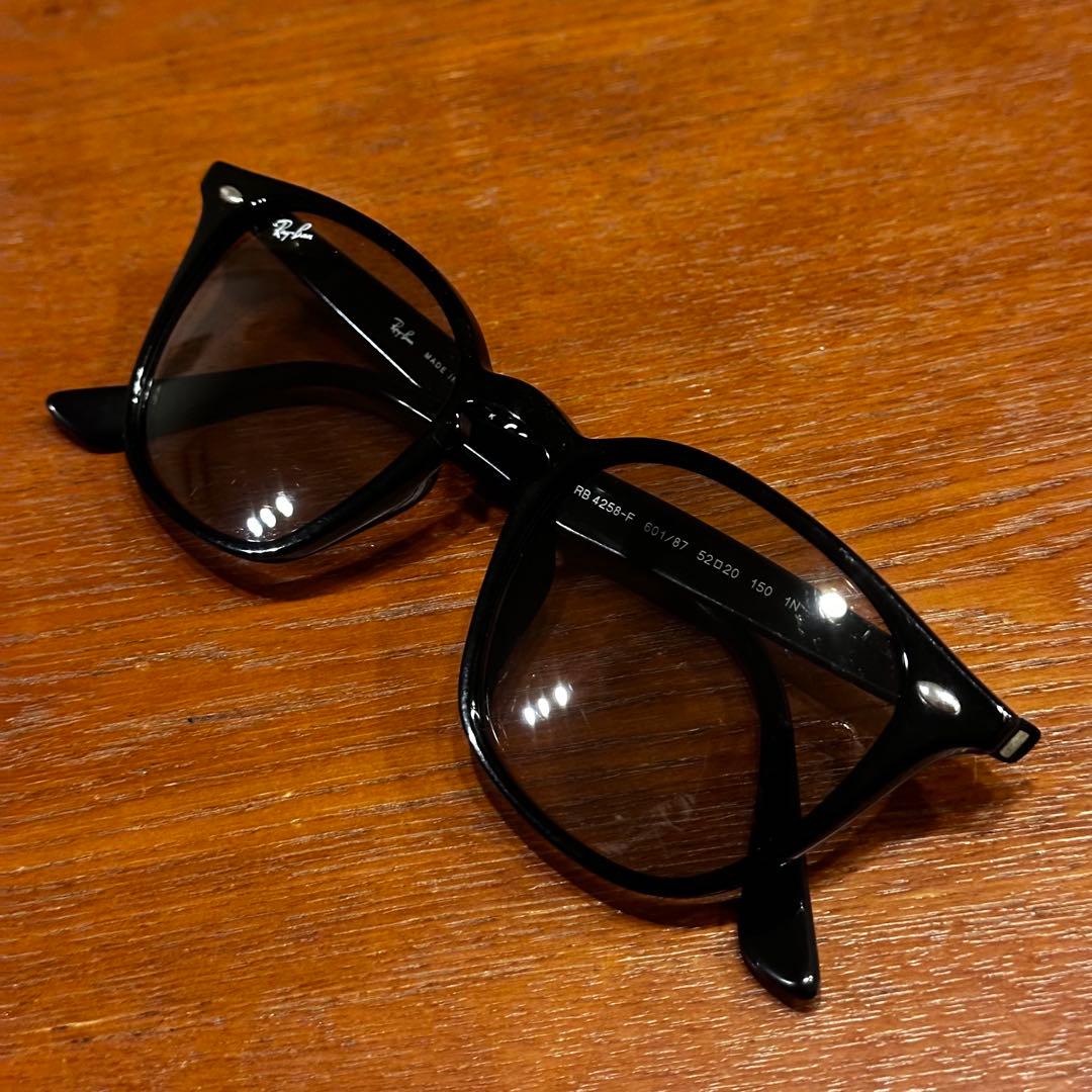 Ray-Ban レイバン RB4258-F サングラス ブラック グレーレンズ