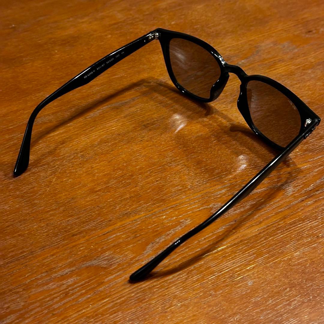 Ray-Ban レイバン RB4258-F サングラス ブラック グレーレンズ
