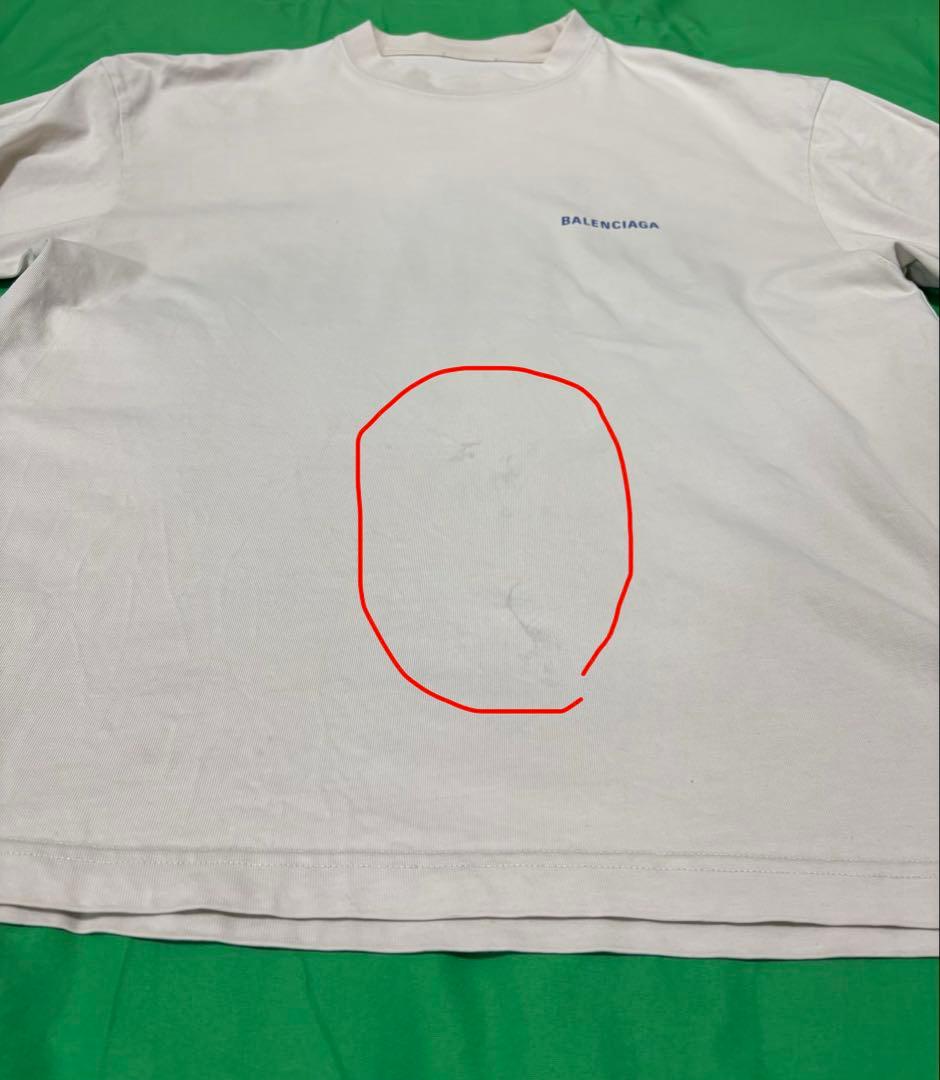ぎゃんBALENCIAGA Tシャツクリーム色
