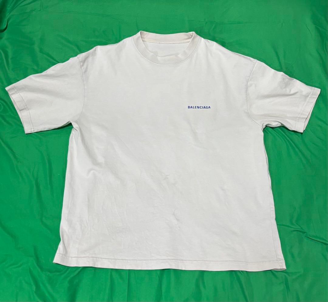 ぎゃんBALENCIAGA Tシャツクリーム色