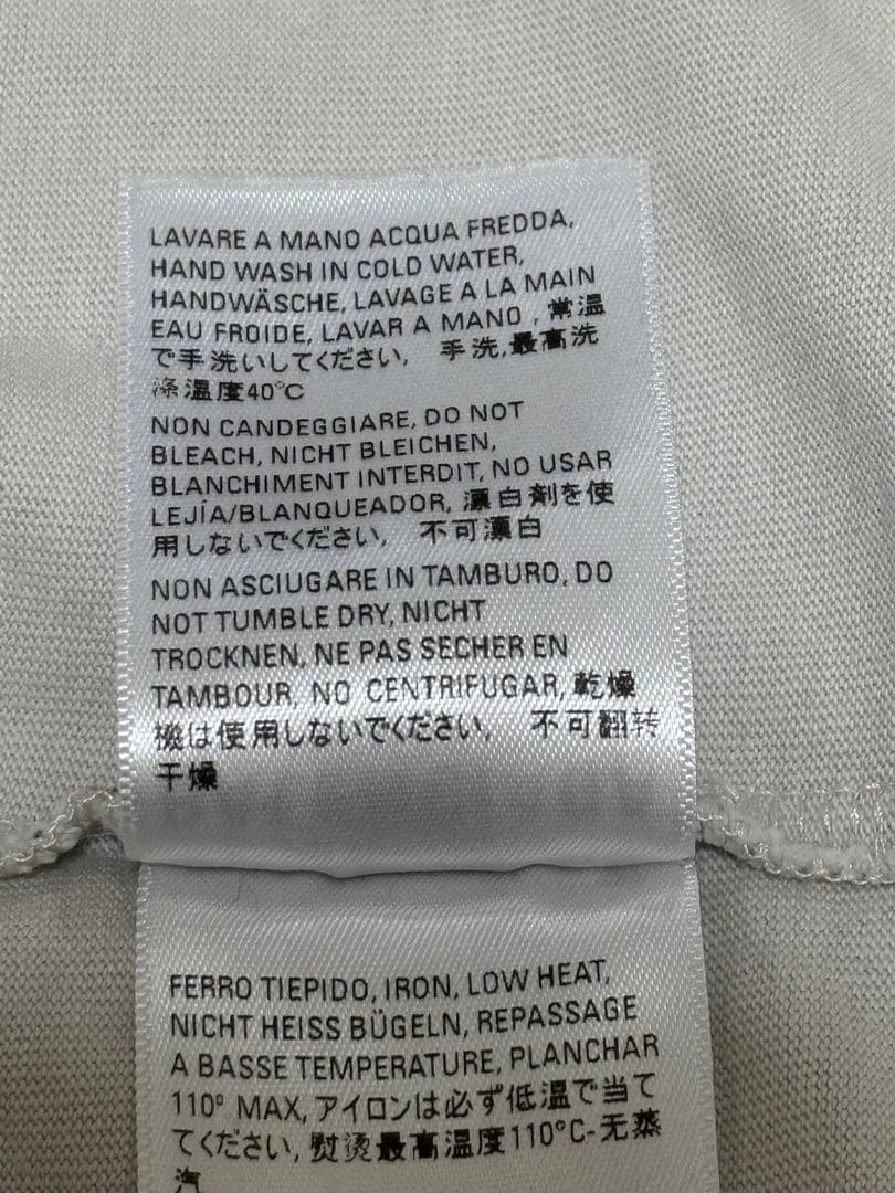 ぎゃんBALENCIAGA Tシャツクリーム色