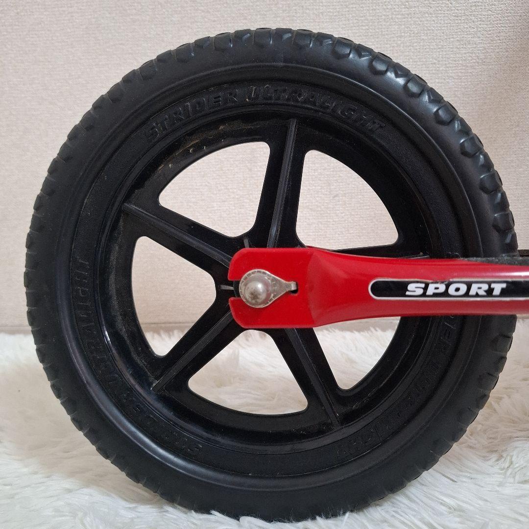 【極美品】STRIDER ストライダー スポーツモデル 12インチ レッド
