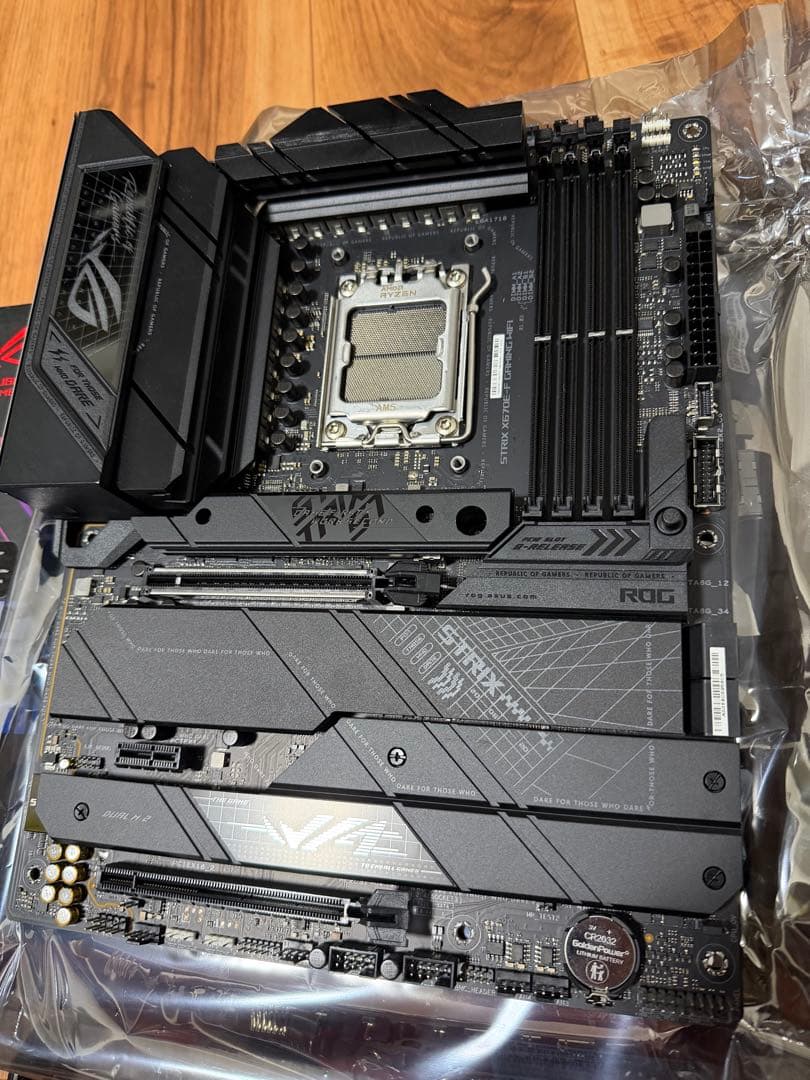 ASUS ROG STRIX X670E-F マザーボード