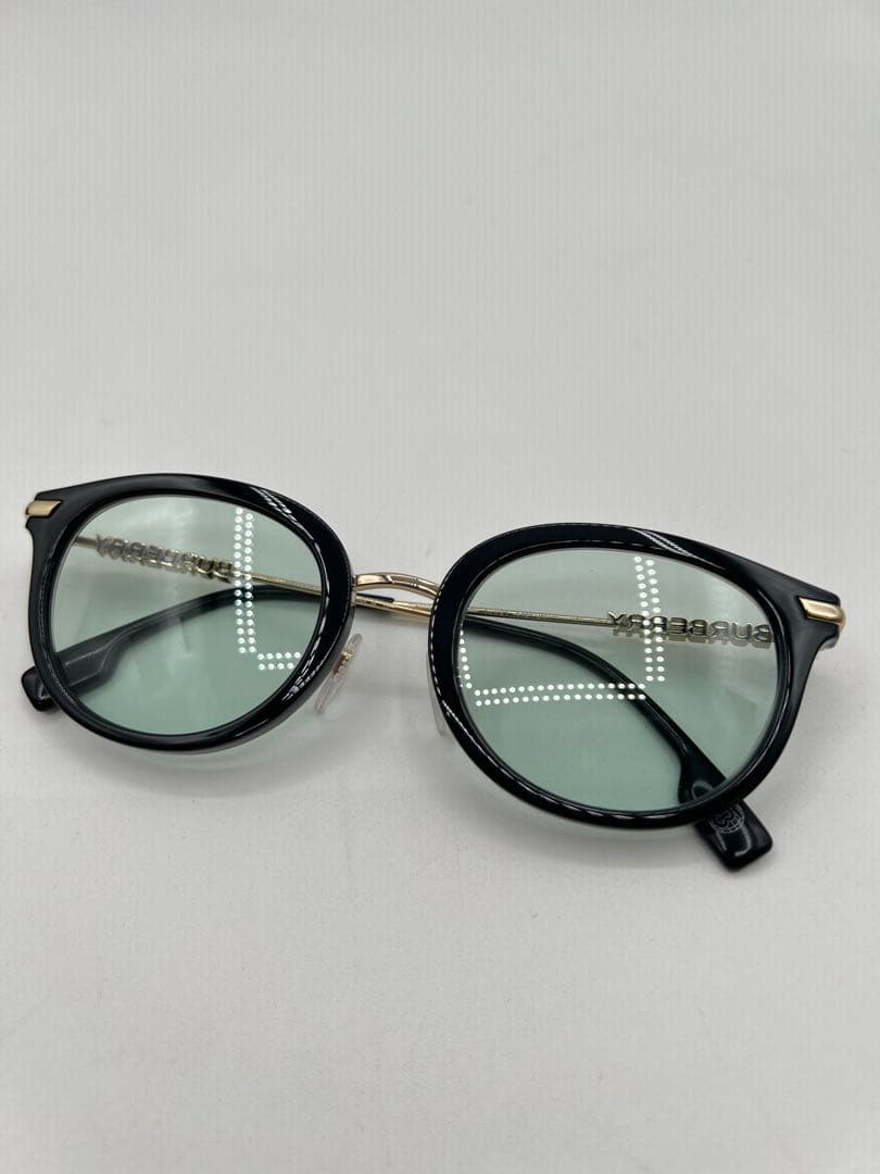 【BURBERRY バーバリーB4398-D型 サングラス 】ブラックロゴ入