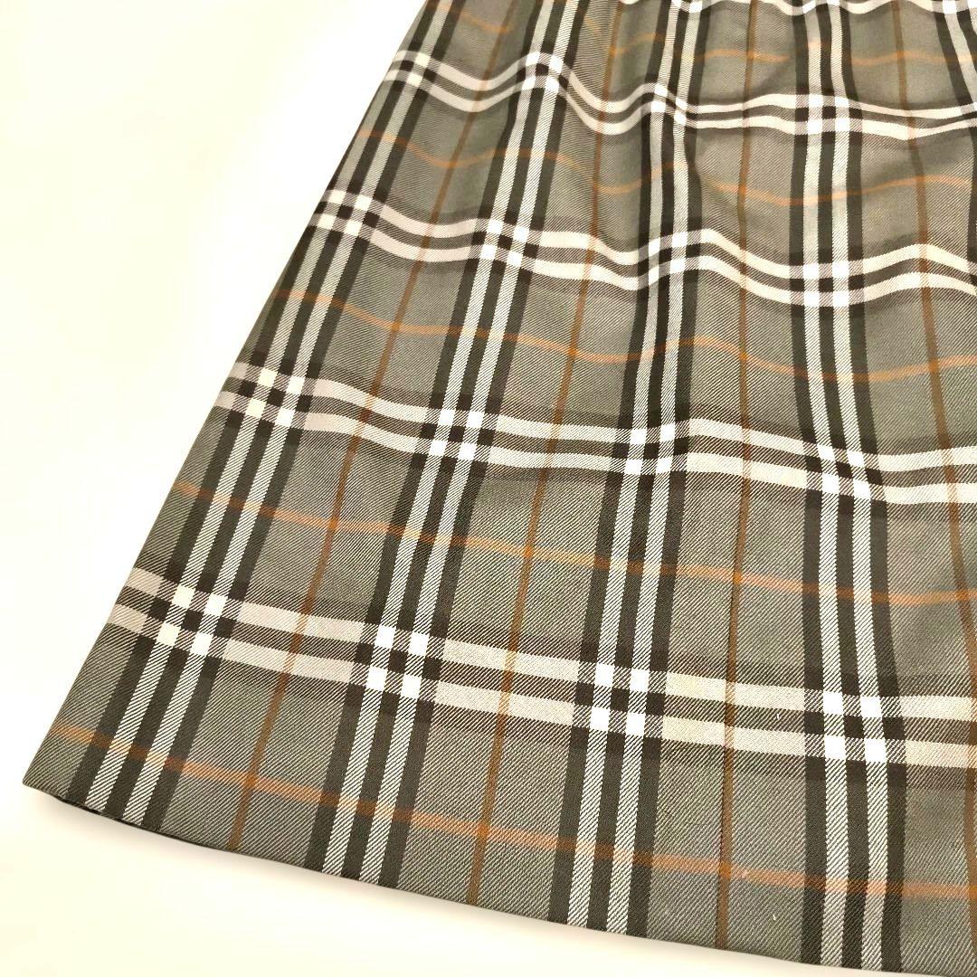 美品　BURBERRYS ノバチェック　プリーツロングスカート L