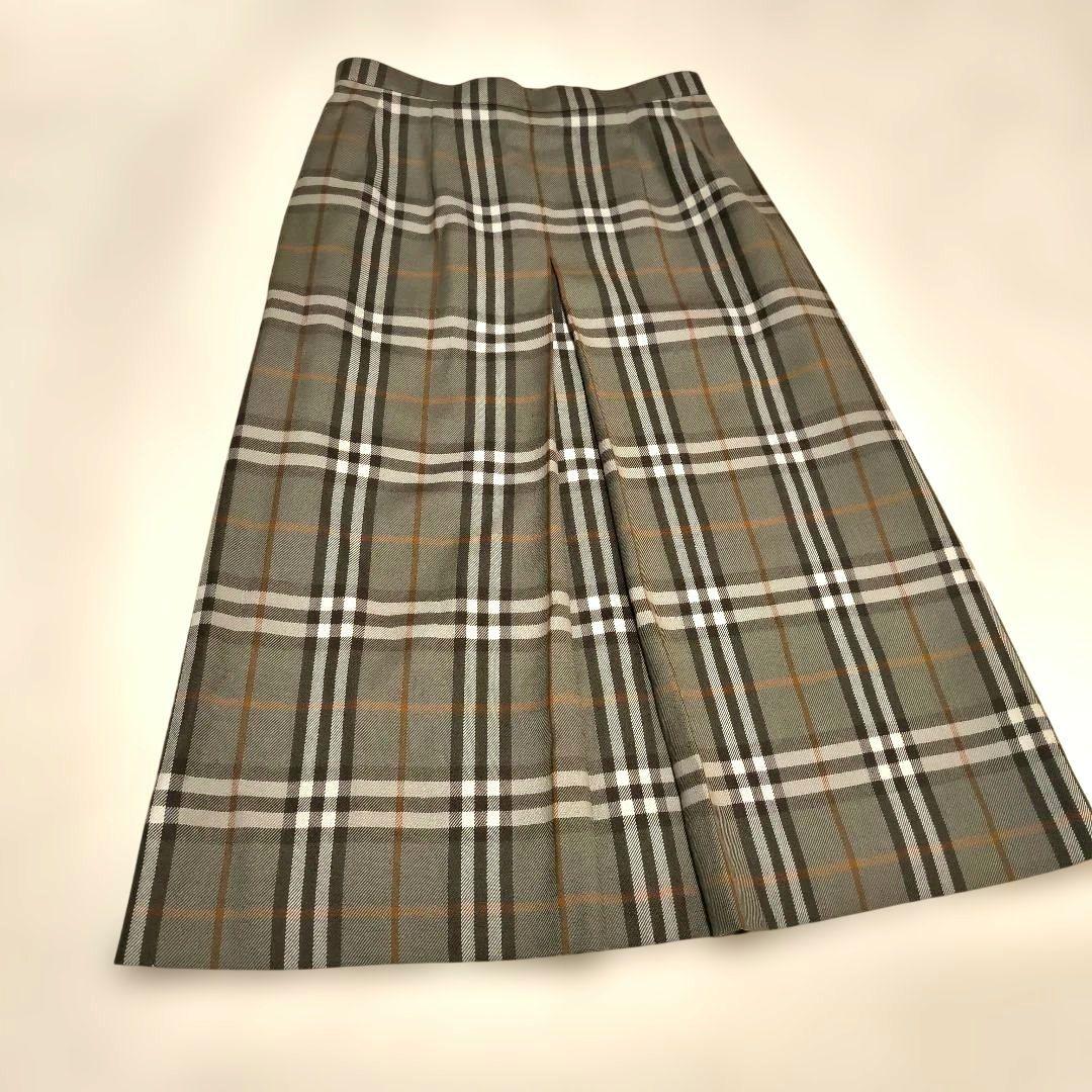美品　BURBERRYS ノバチェック　プリーツロングスカート L