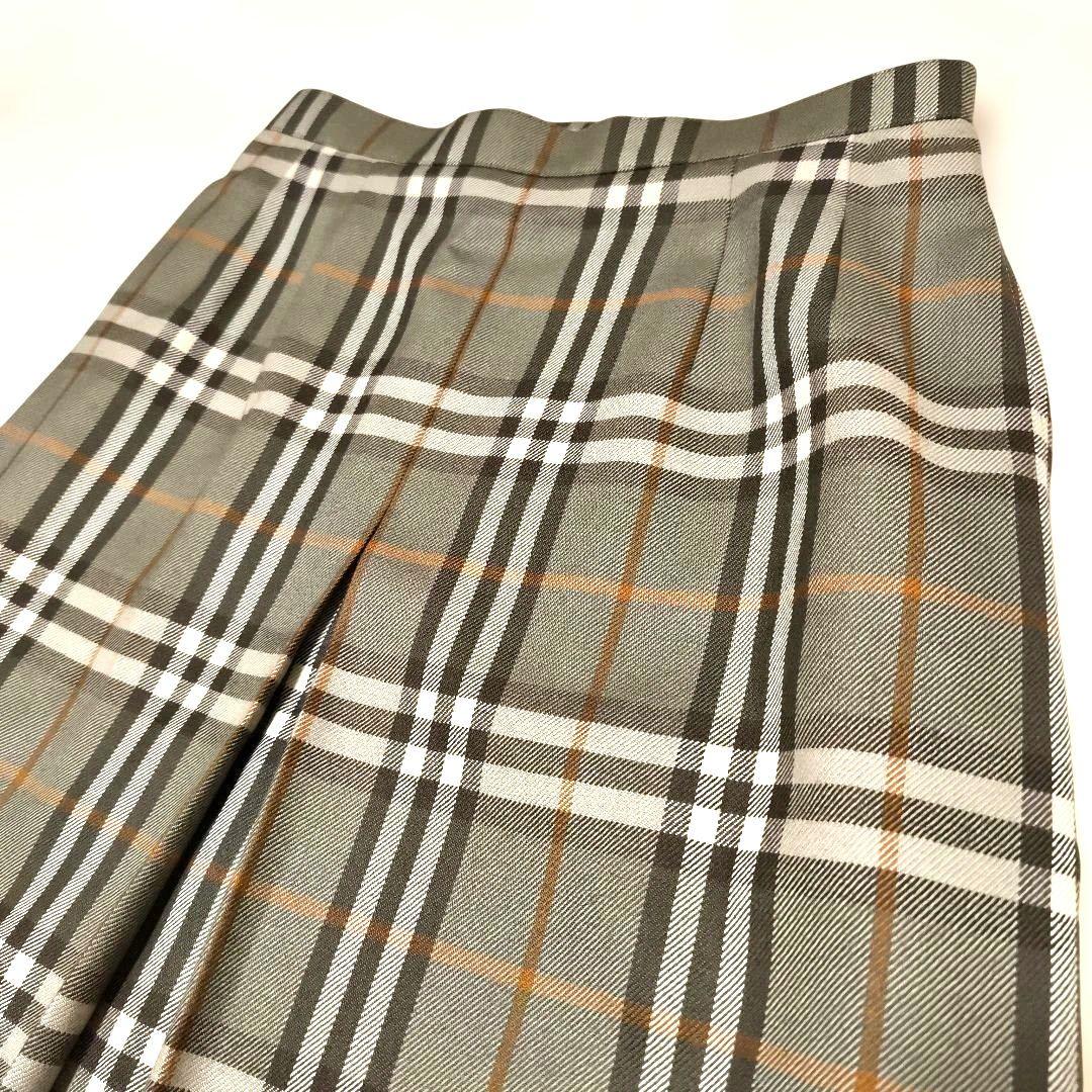 美品　BURBERRYS ノバチェック　プリーツロングスカート L