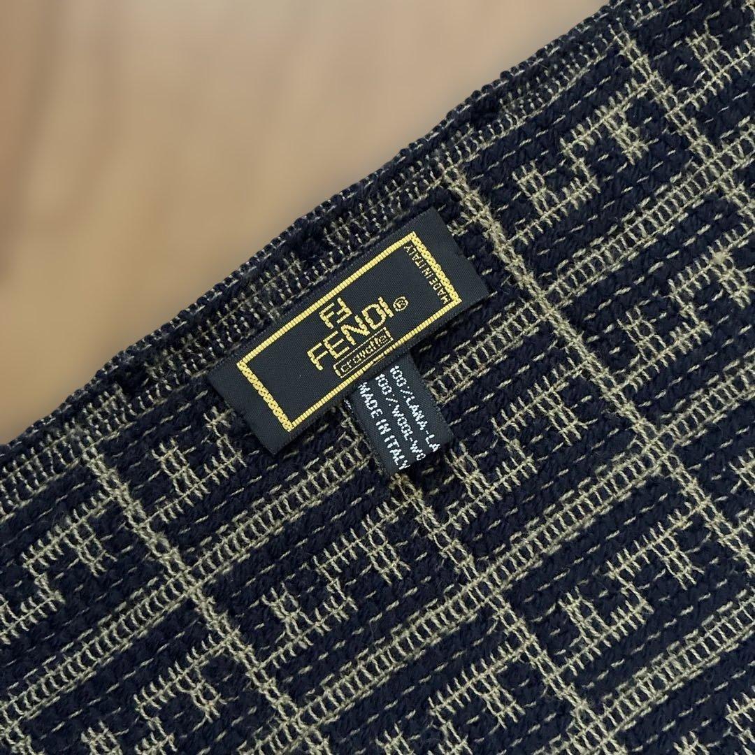 FENDI フェンディ　マフラー　ズッカ　FF柄