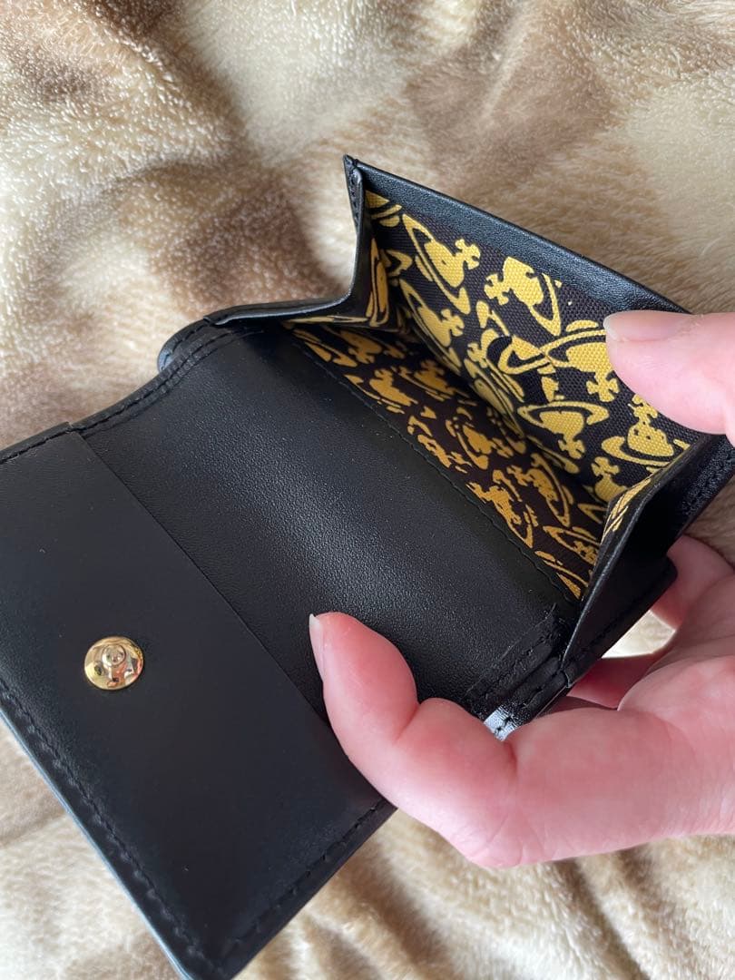三つ折り財布