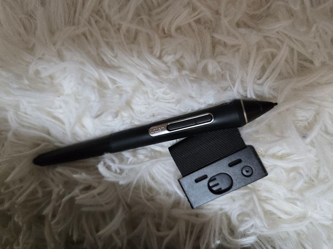 格安♡Wacomワコム液タブDTK2260K1D Cintiq22FHDブラック
