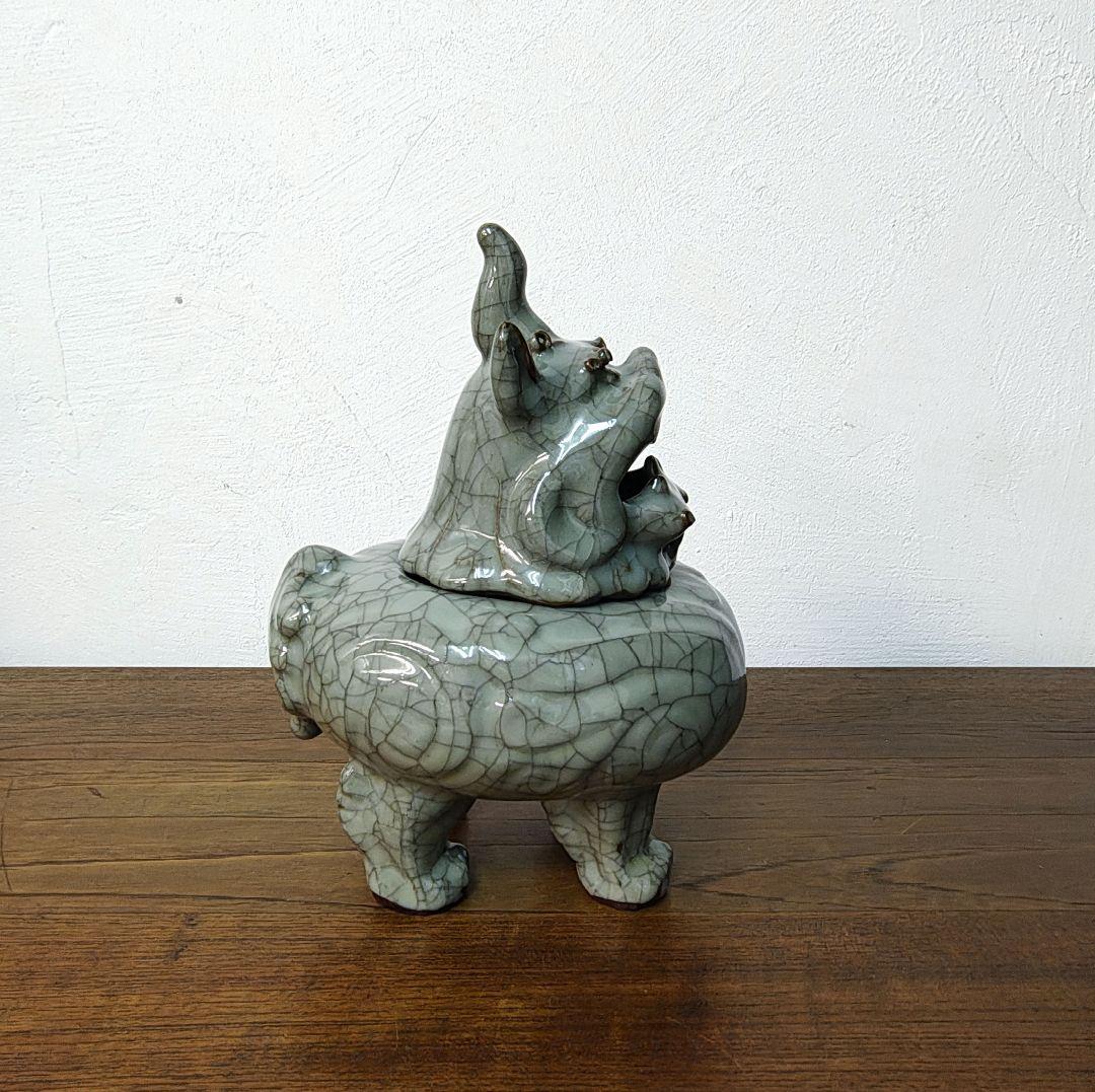 青磁　獅子　香炉