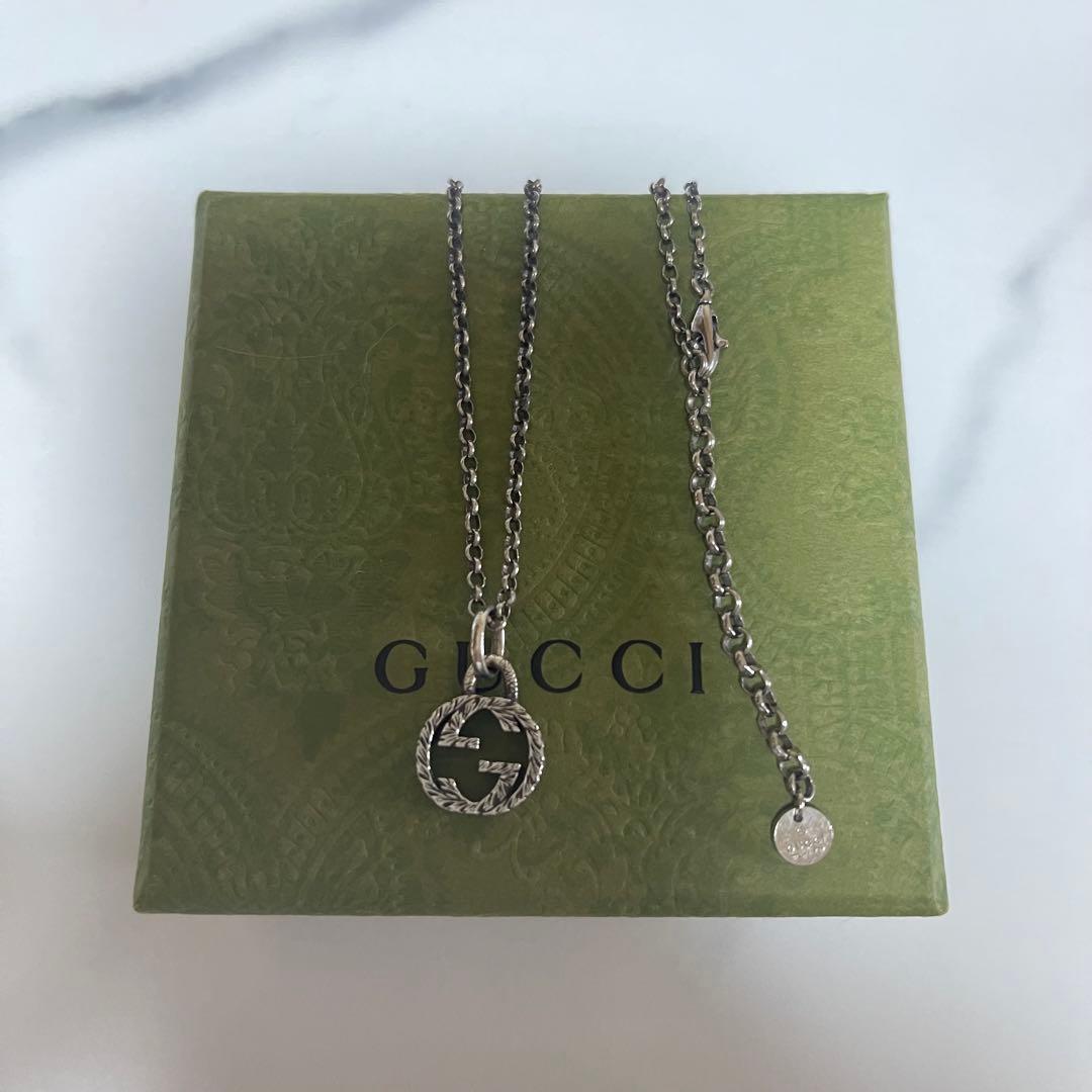 【現行・美品】GUCCI アラベスク インターロッキング ペンダント ネックレス