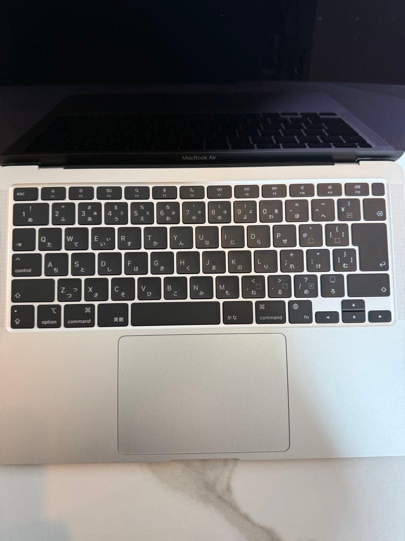 MacBook Air M1 8GB シルバー