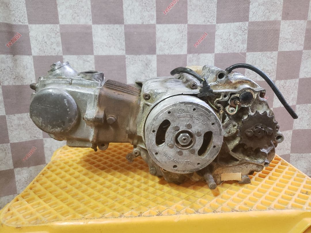 ダックスST70純正6V72ccE4ヘッドエンジン モンキーゴリラなど部品取りに