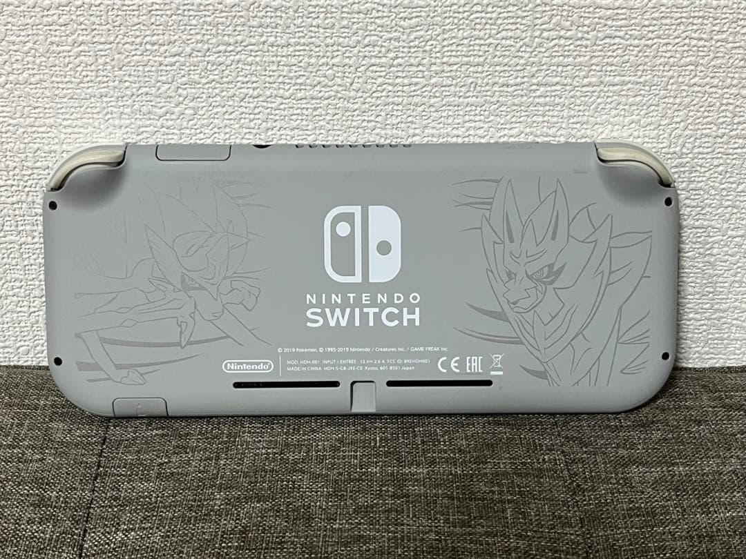 Nintendo Switch Lite ポケモンコラボ 本体　HDH-001