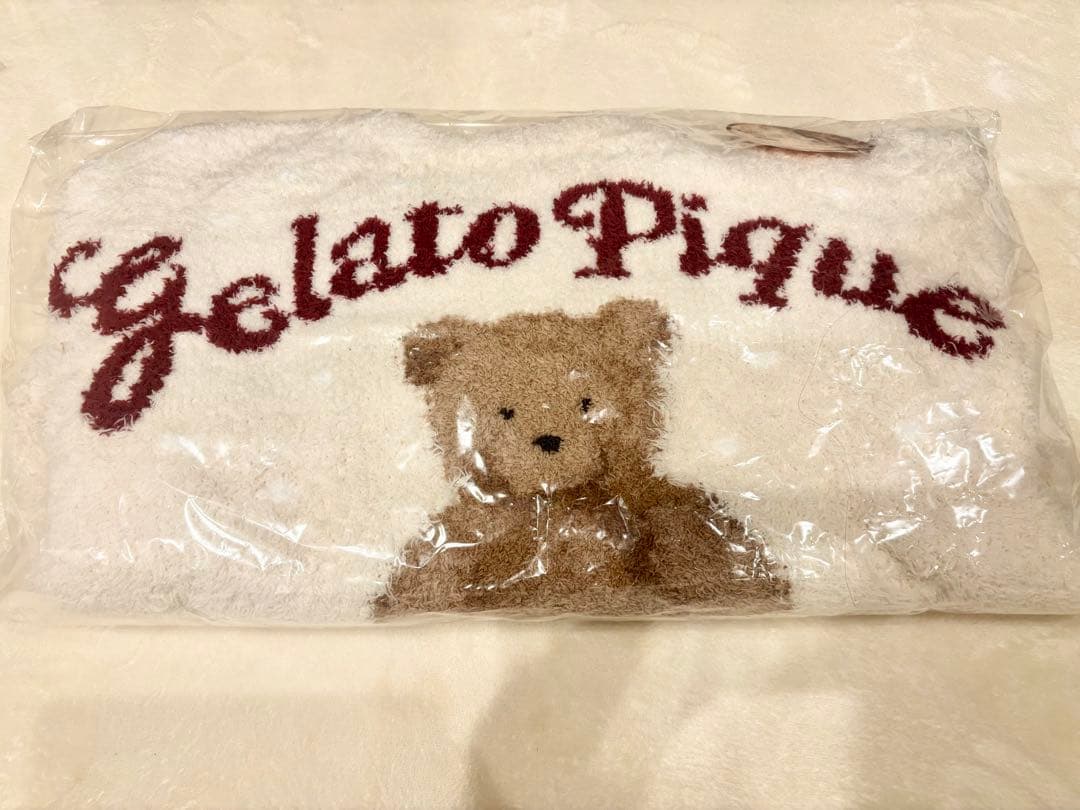 【HOLIDAY】ジェラートスノーベアジャガードプルオーバー
