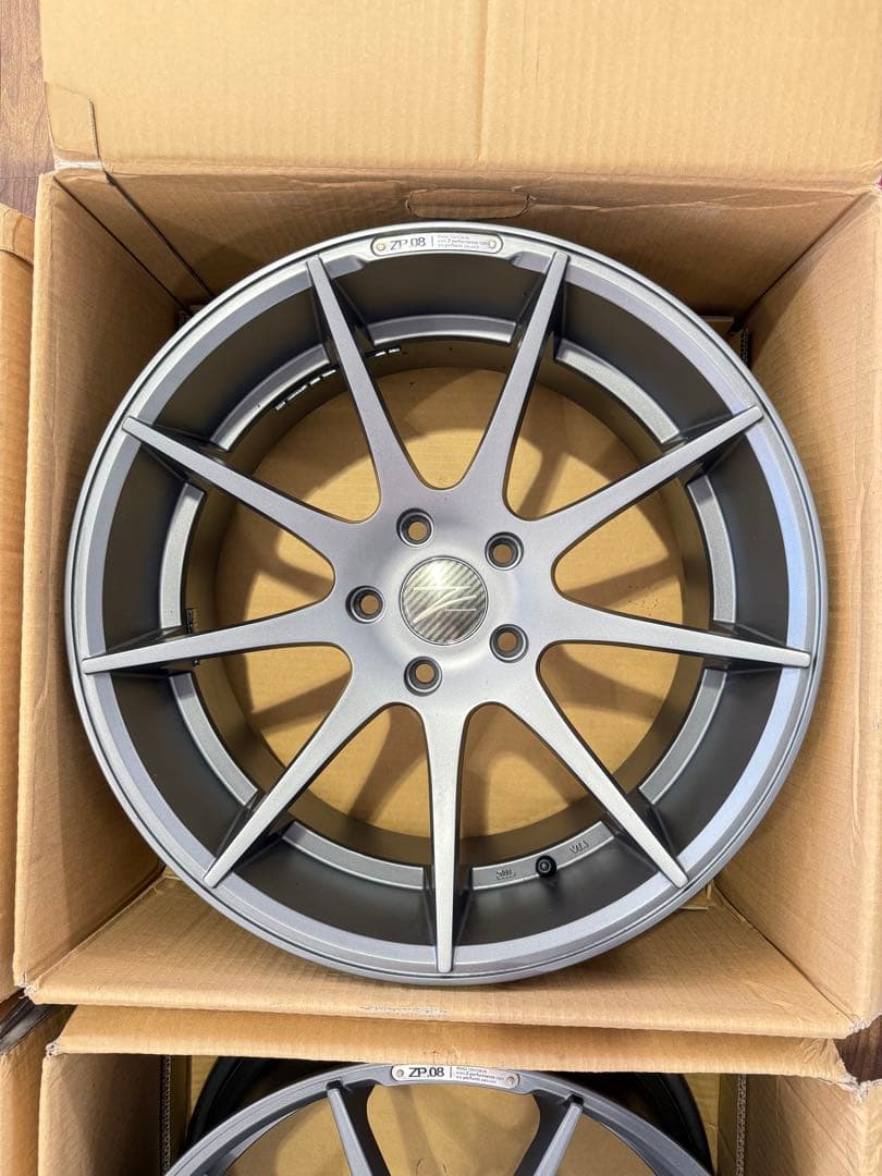  Z-PERFORMANCE ZP.08 19インチホイールセット