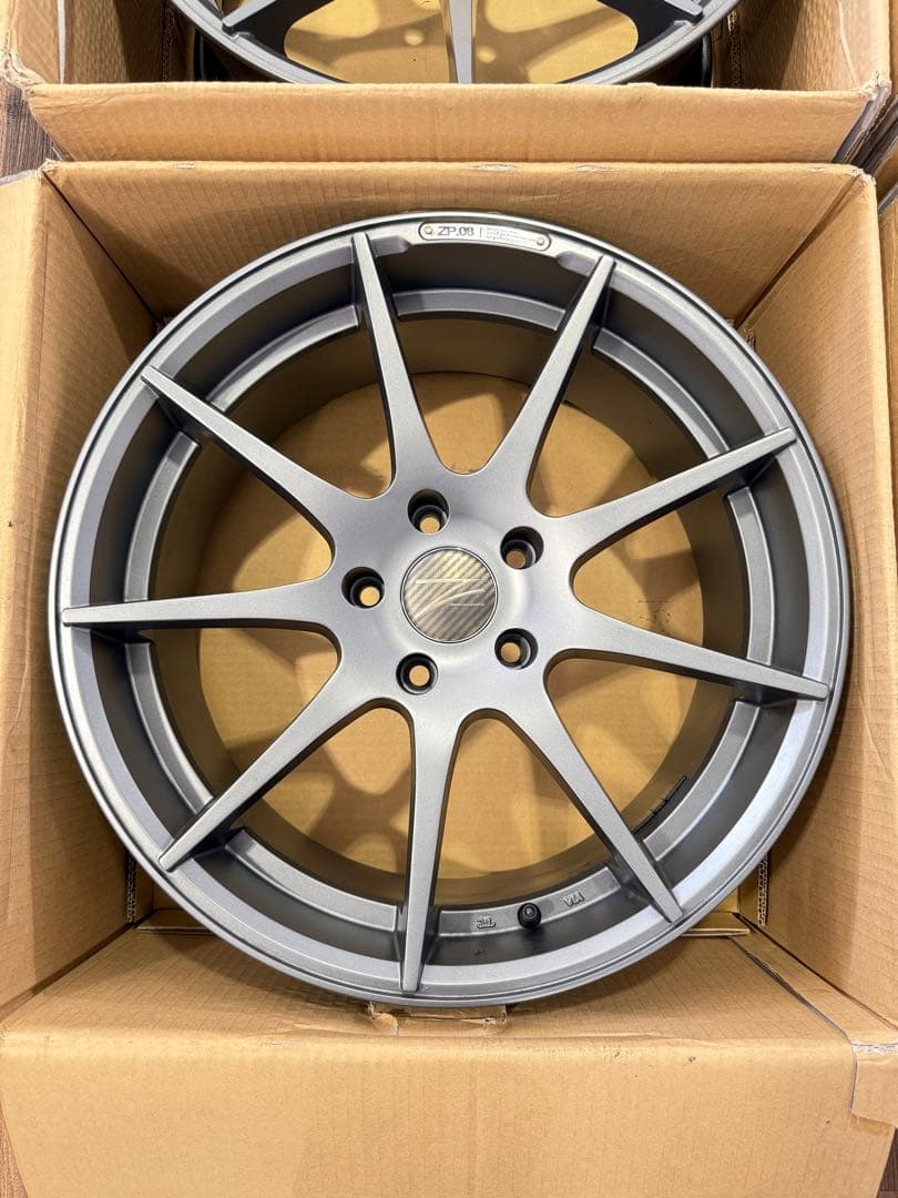  Z-PERFORMANCE ZP.08 19インチホイールセット