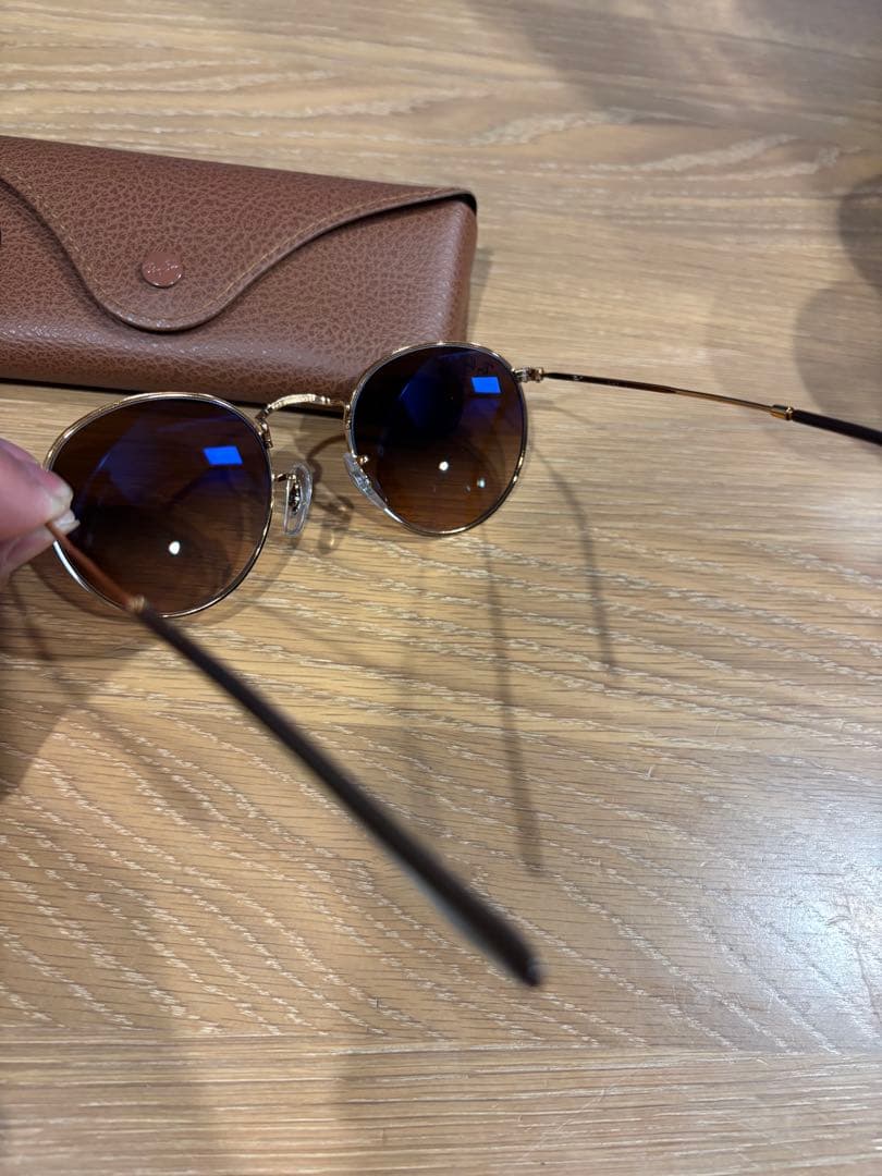 Ray-Ban ゴールドラウンドサングラス