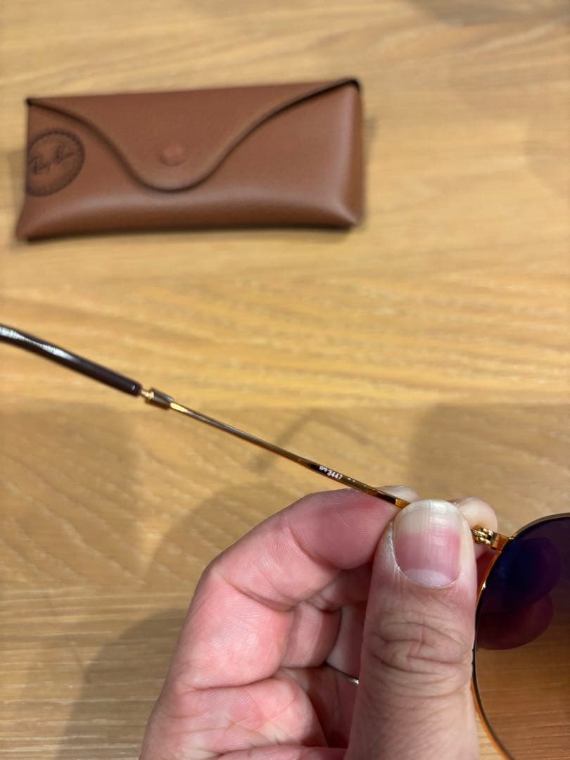Ray-Ban ゴールドラウンドサングラス
